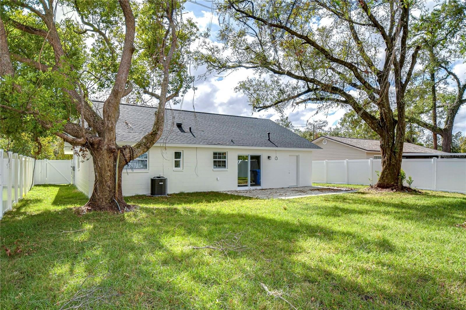 1205 W HOLLYWOOD Street – photo 5