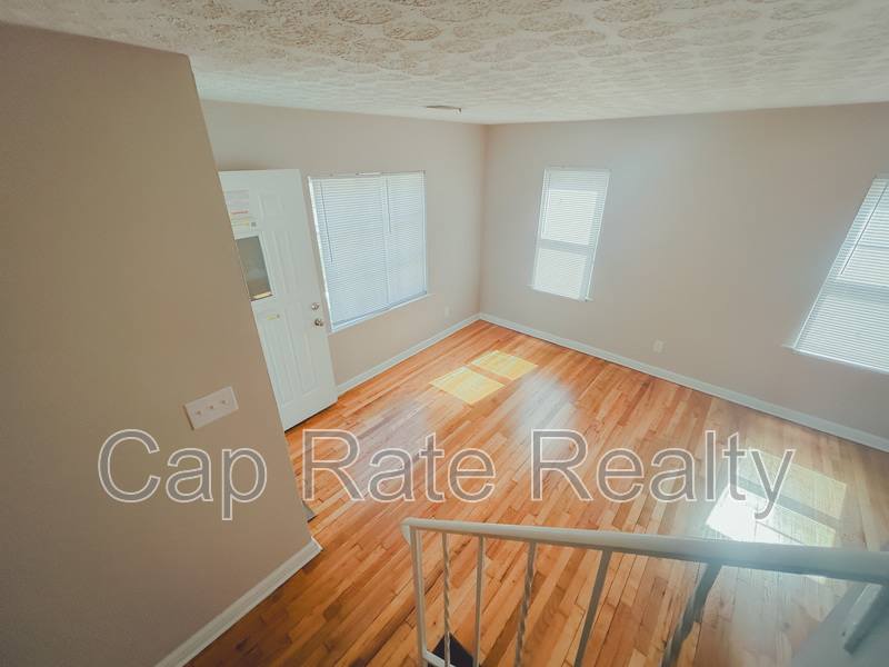 1879 Jermain Dr – photo 4