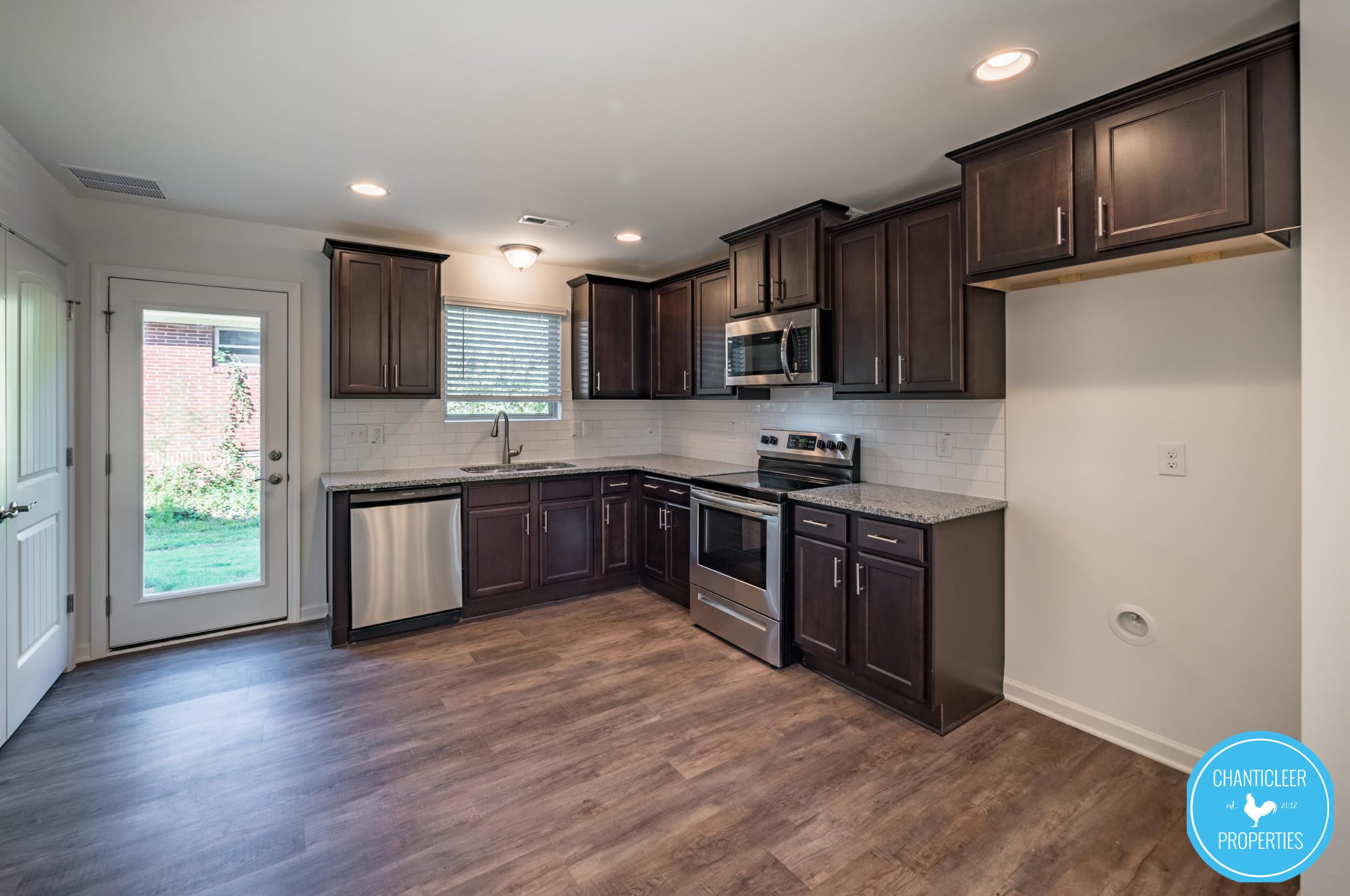 8 Rochambeau Court – photo 3