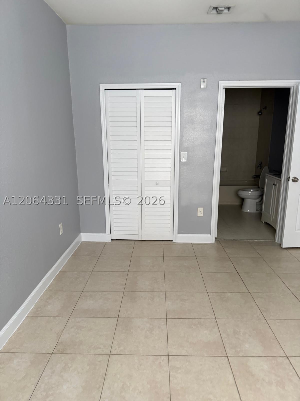 2903 SE 17th Ave – photo 1