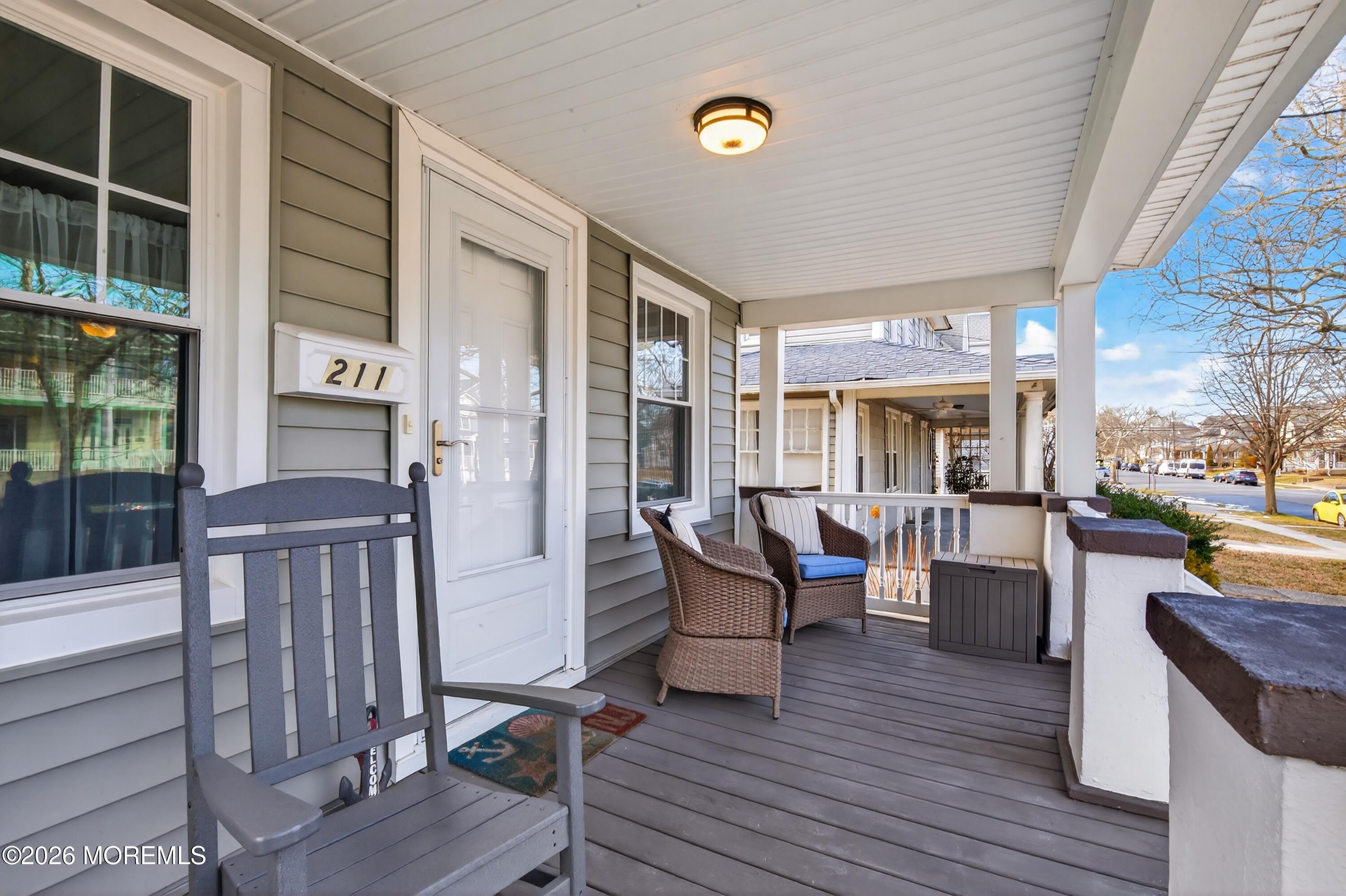211 Lareine Avenue – photo 3