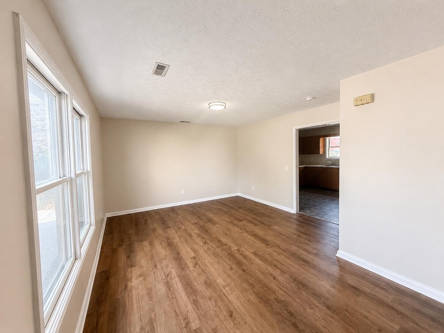 310 Pigeon Ct – photo 2