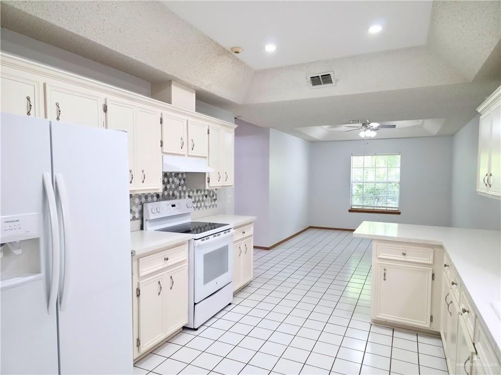 1216 W Heron Avenue – photo 4