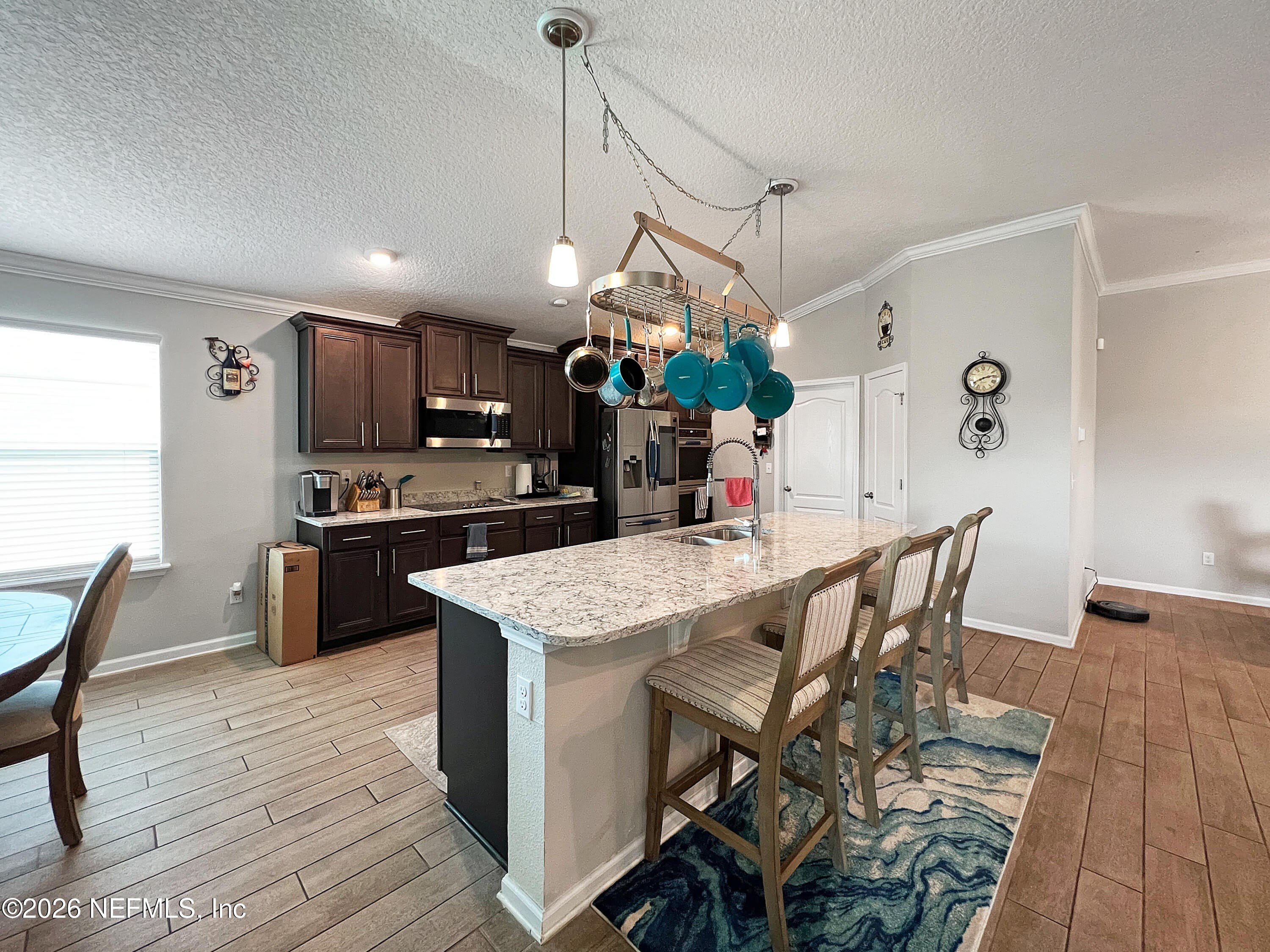 463 Northside Drive – photo 2