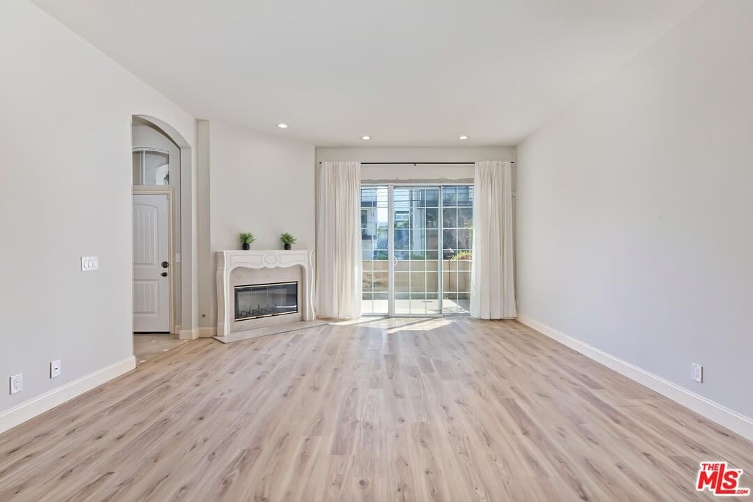 11603 Mississippi Ave – photo 3