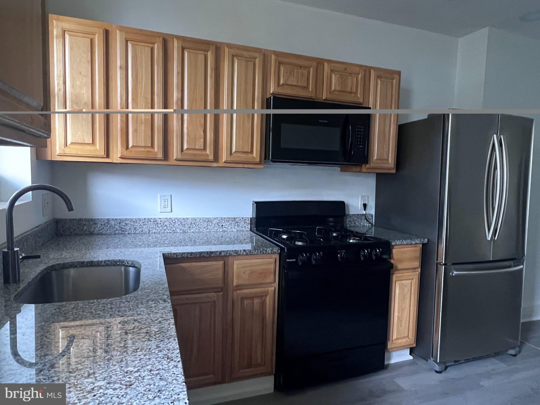 430 WHITRIDGE Avenue – photo 4