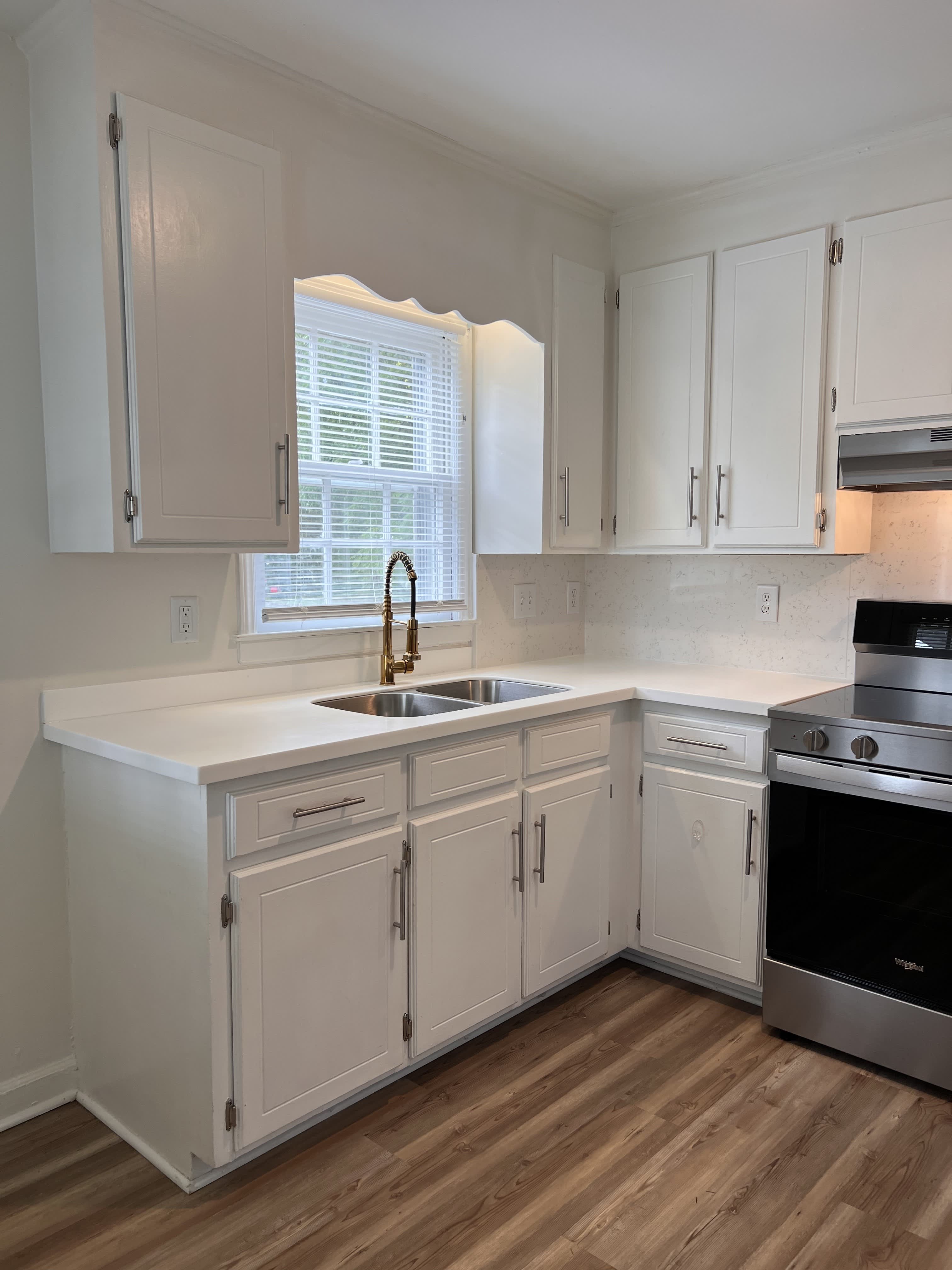 1135 W Thomas St – photo 4