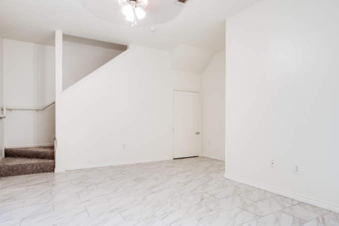 1050 Springdale Rd, #215 – photo 1