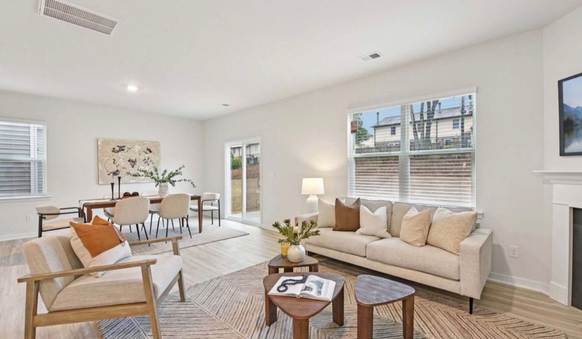 Brand New Spacious Floorplan – photo 3