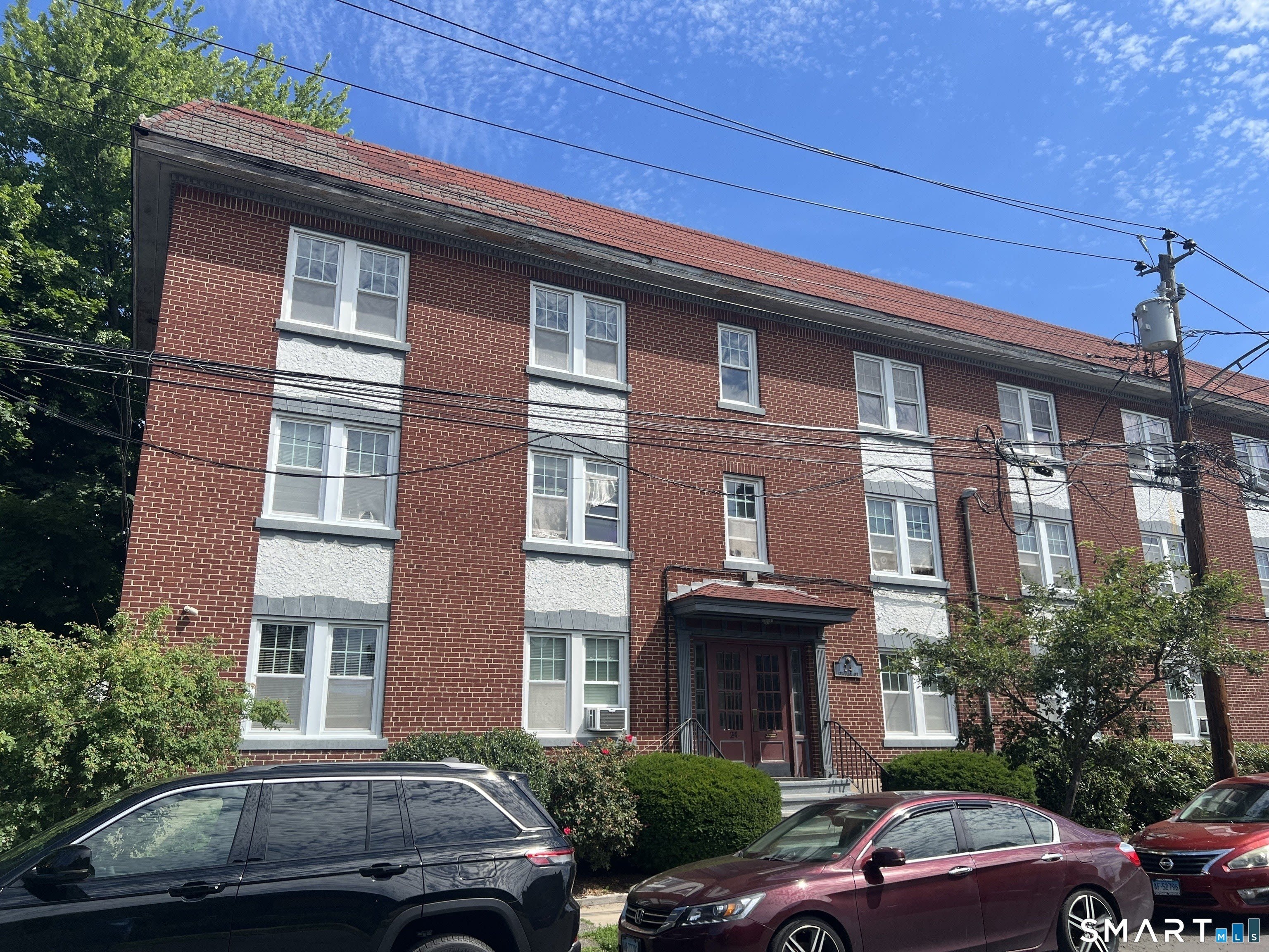 24 Circular Avenue – photo 1