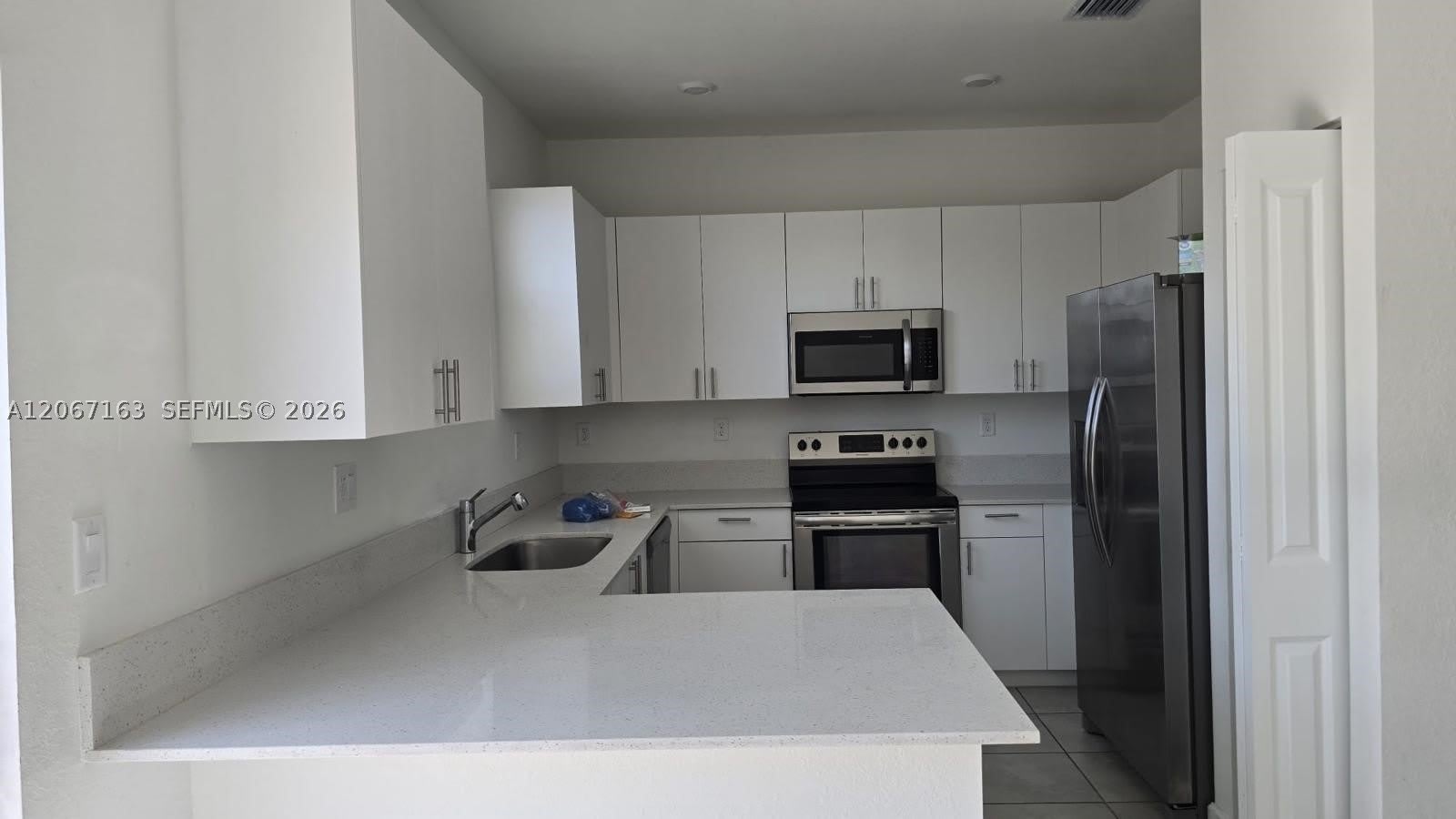 11910 SW 247th Ter – photo 4