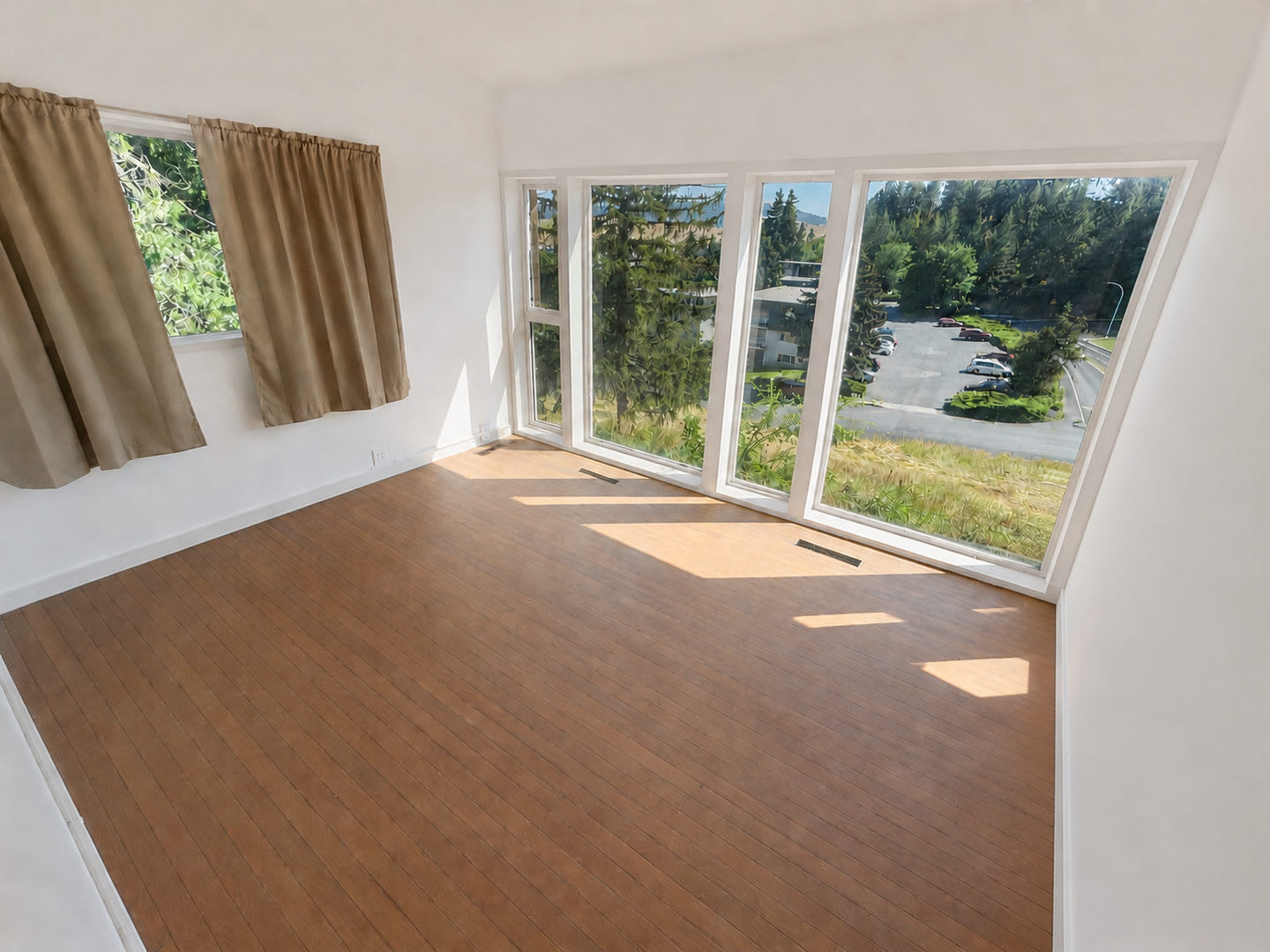 Six Bedroom House Near Campus! – photo 5