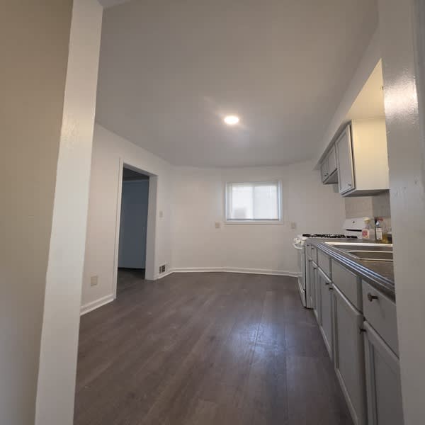 4845 University Place – photo 5