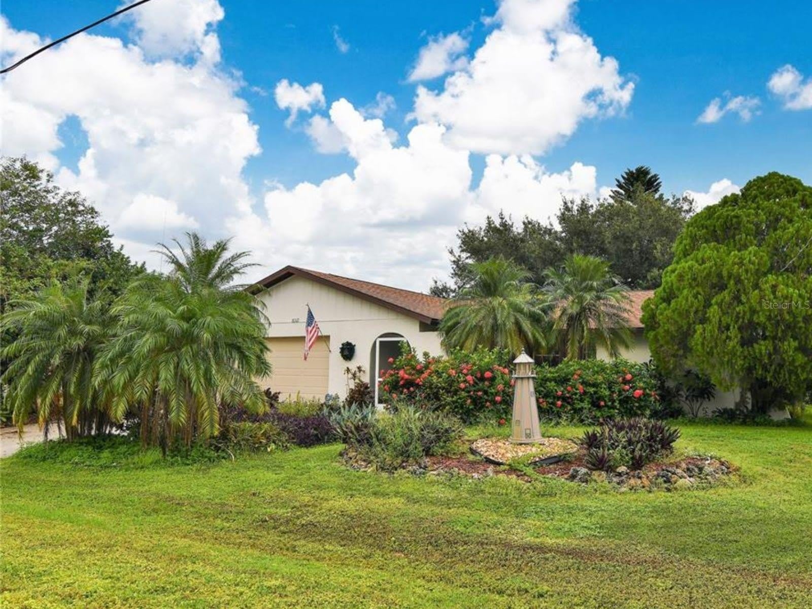 18312 DRIGGERS Avenue – photo 1
