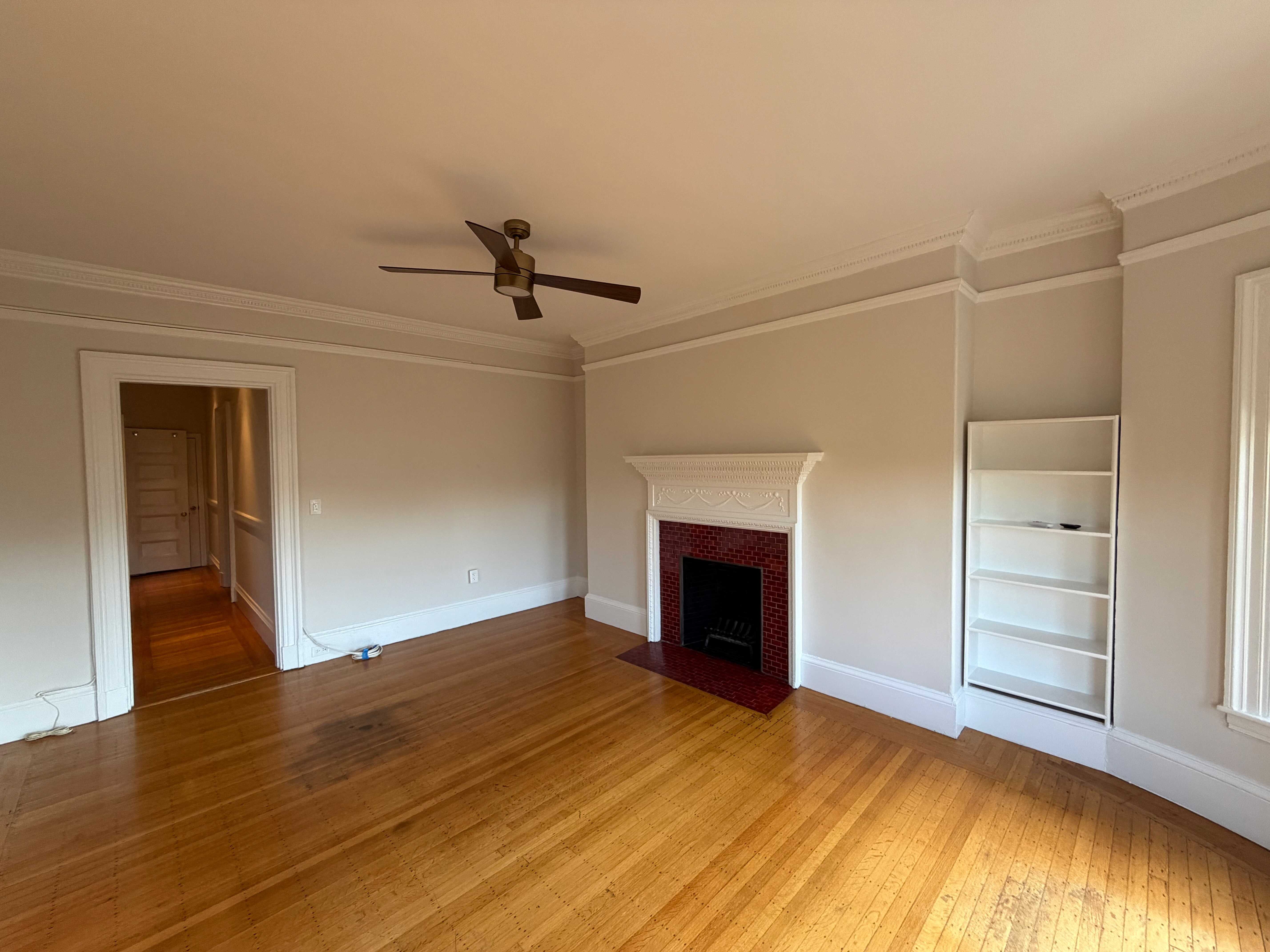 186 Commonwealth Avenue – photo 4