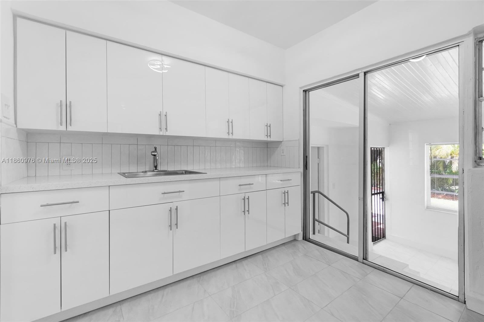 1107 El Rado Street – photo 5