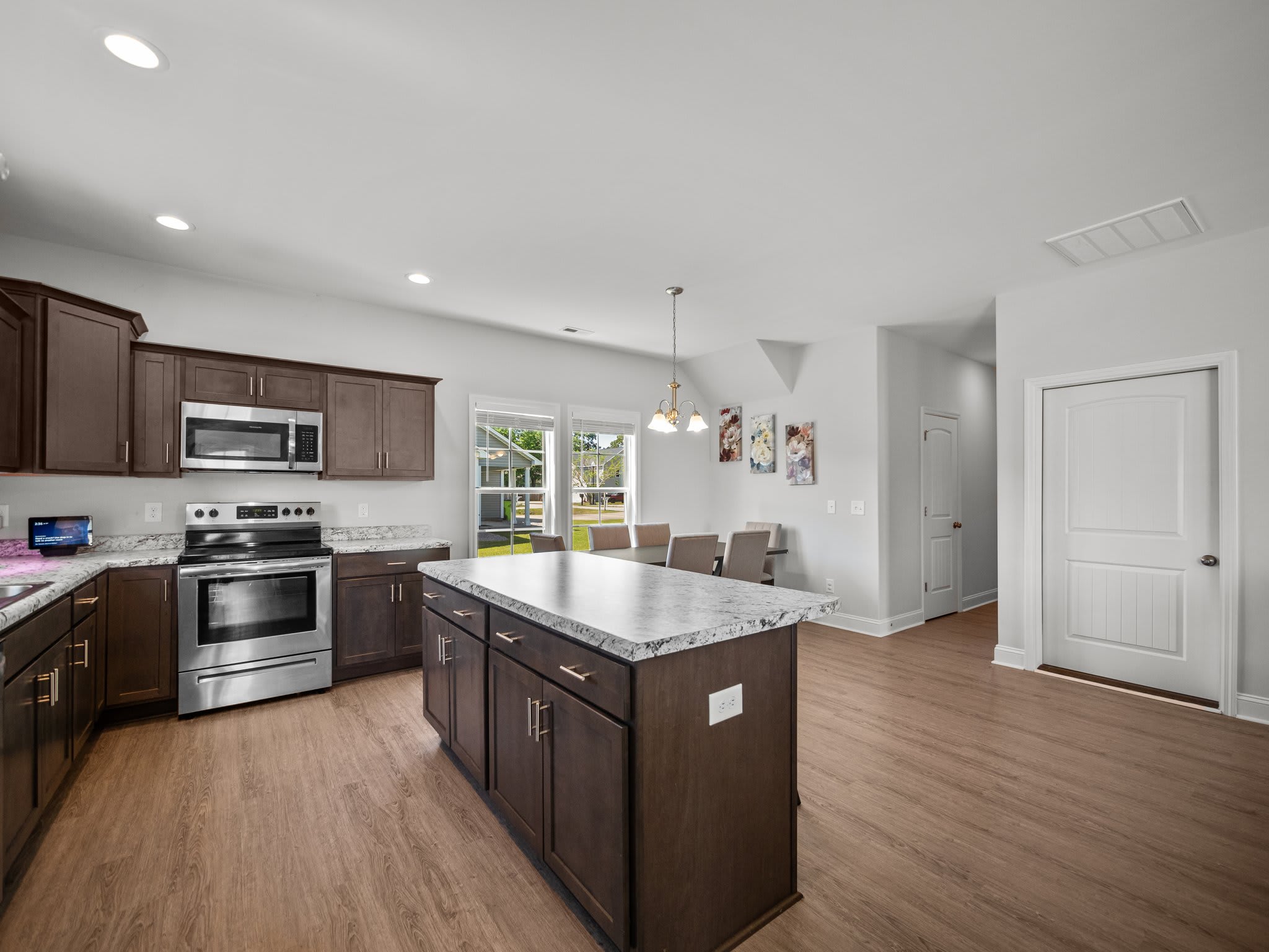 516 Poults Drive – photo 4