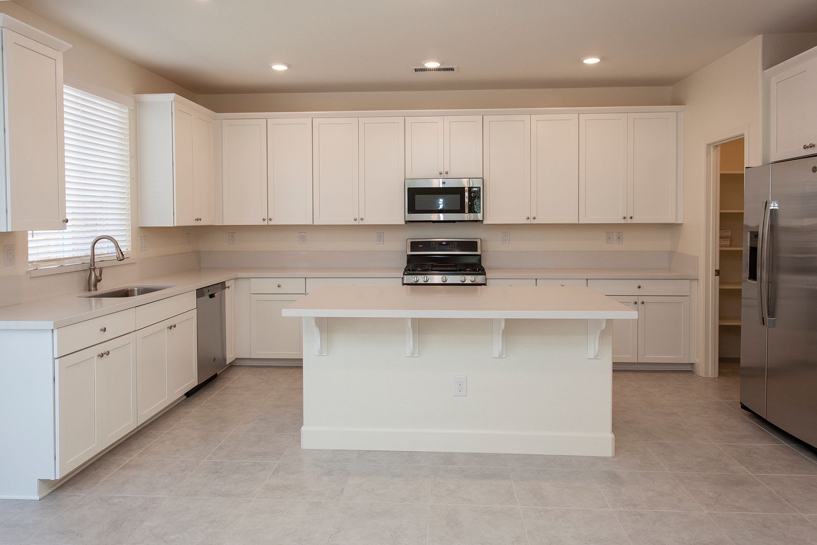 Spacious 4-Bedroom Home in East Sparks – photo 4