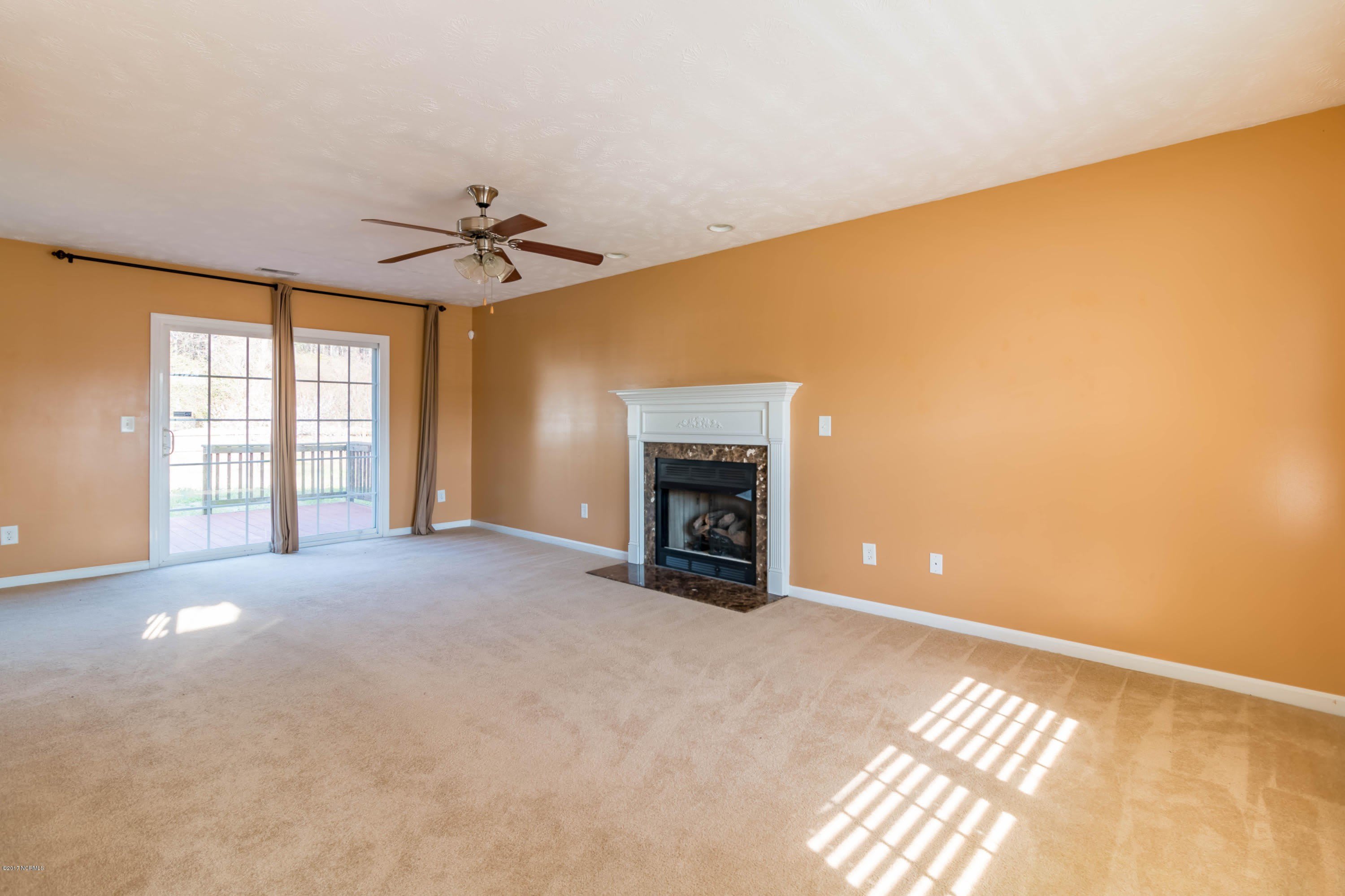 153 Louie Lane – photo 4