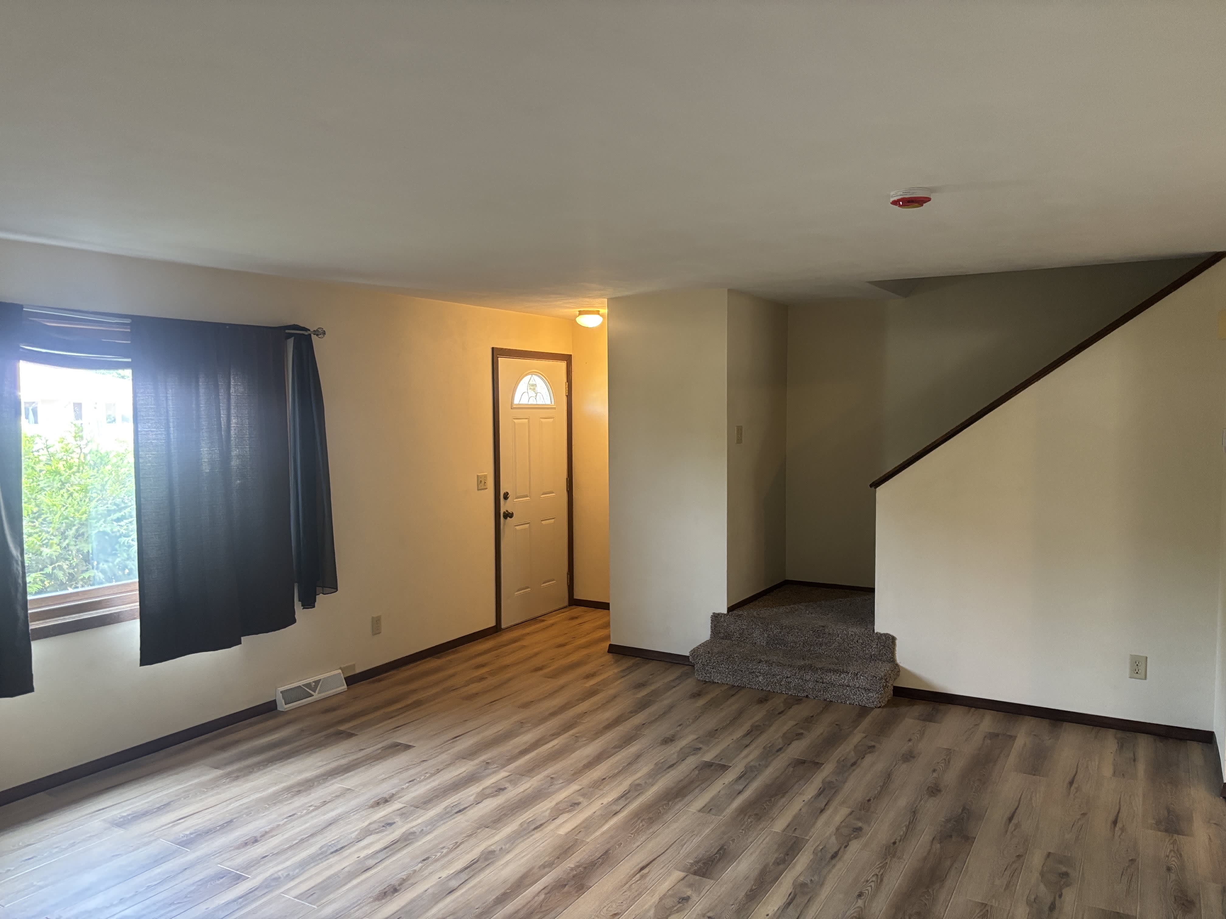 2419 S Schaefer St – photo 4