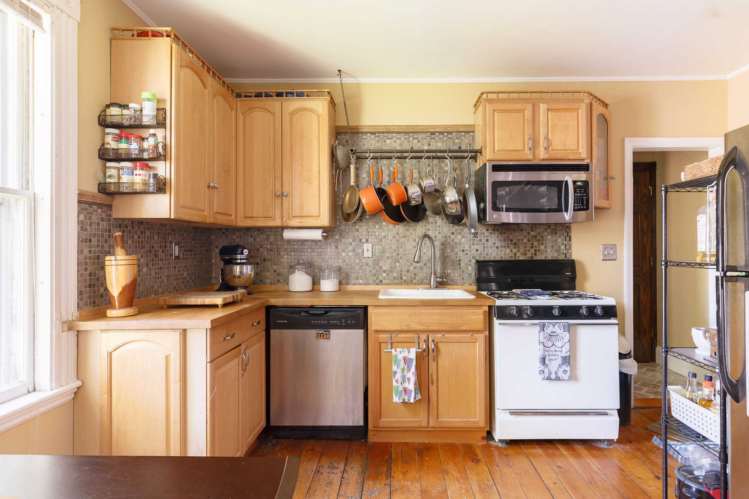 327 Lafayette St – photo 3