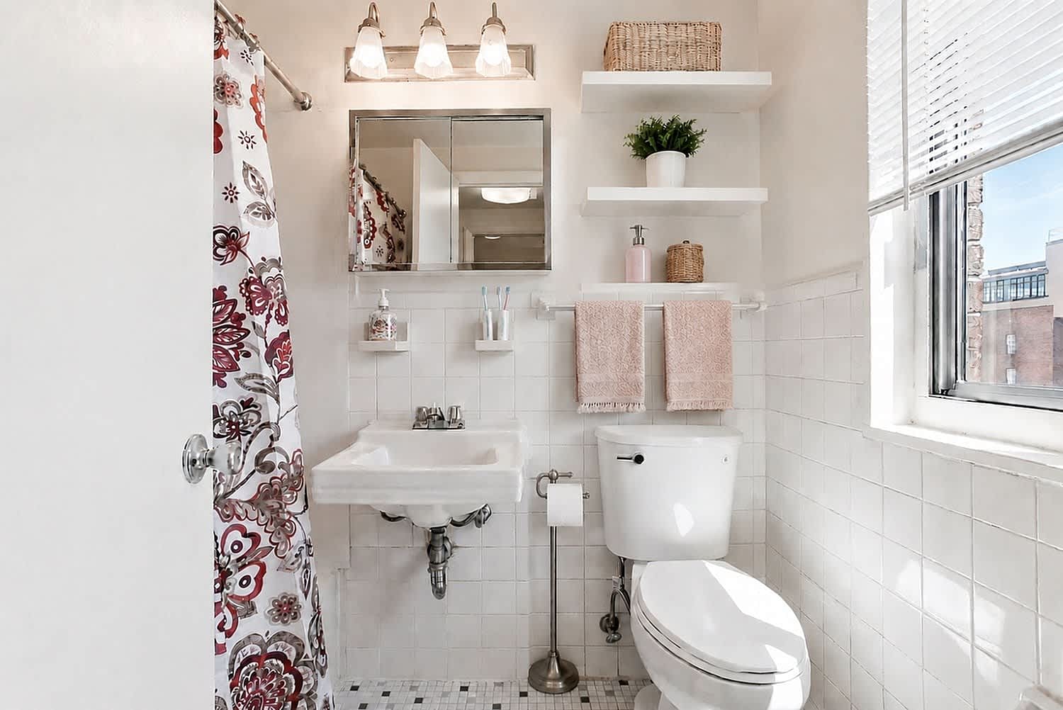 611 Park Avenue – photo 5