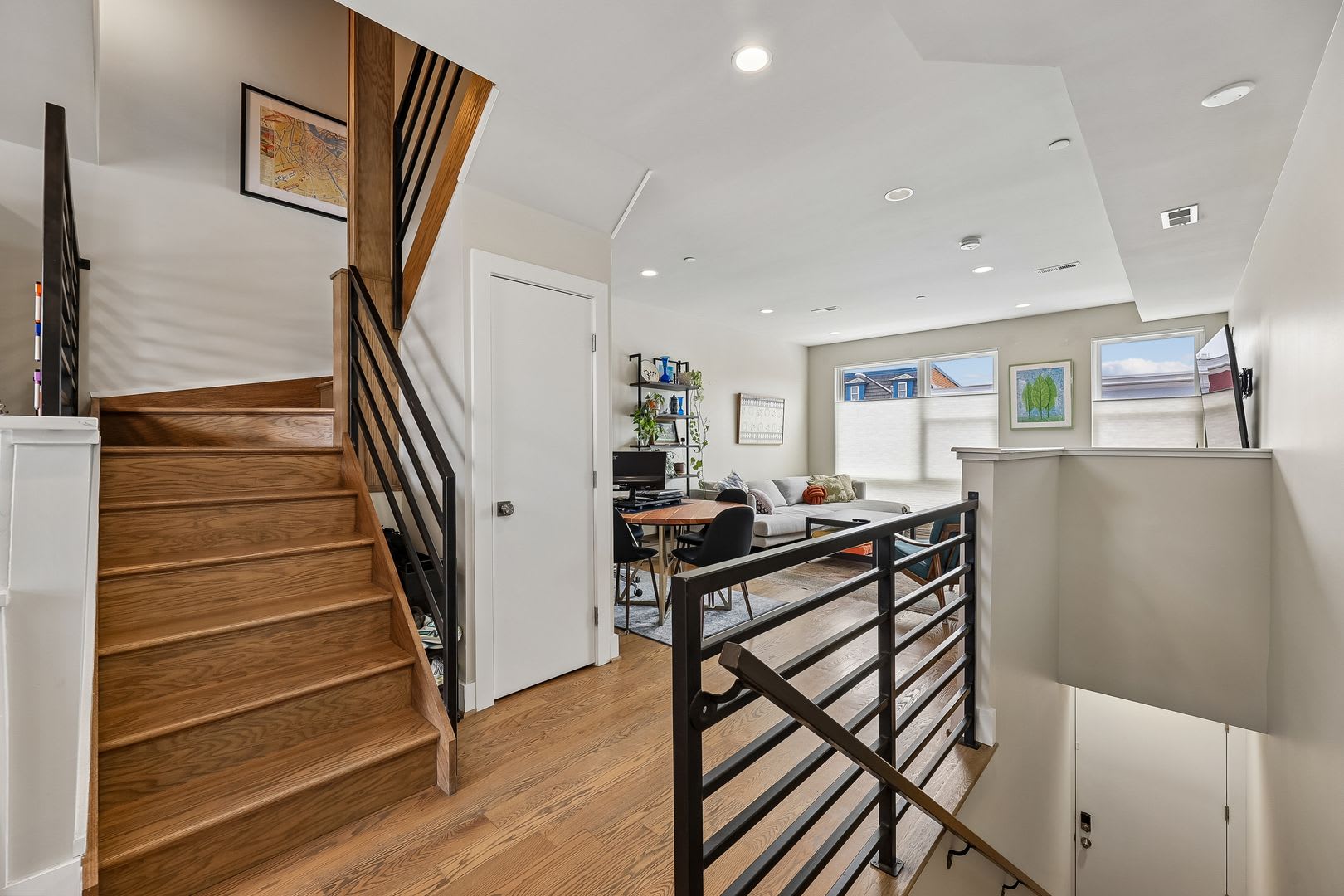 Stunning 2Br 2 5Bth Condo With Rooftop And Reserved Parking Near Howard U – photo 4