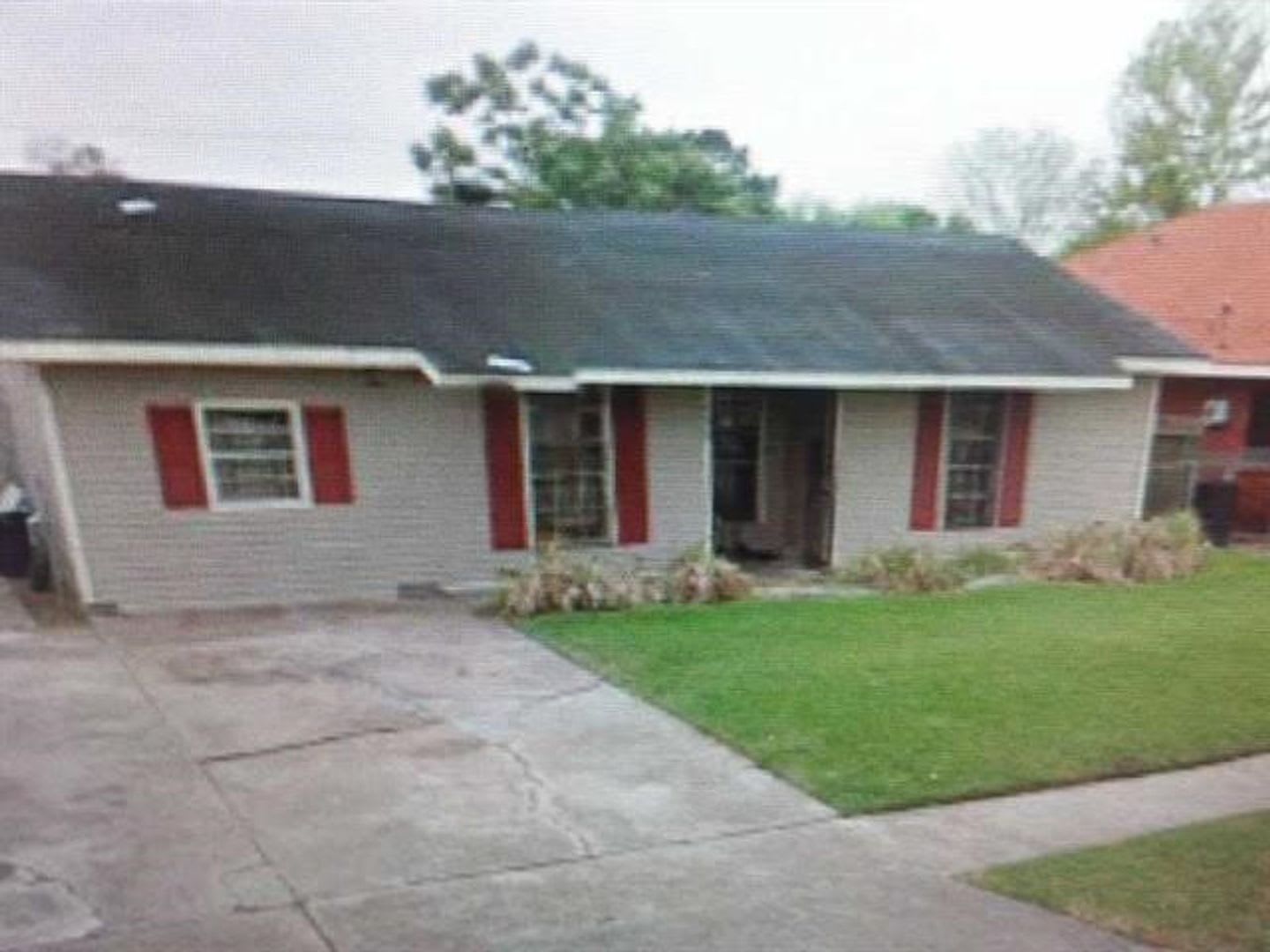 304 BUTLER DR, Westwego, LA 70094 – photo 1