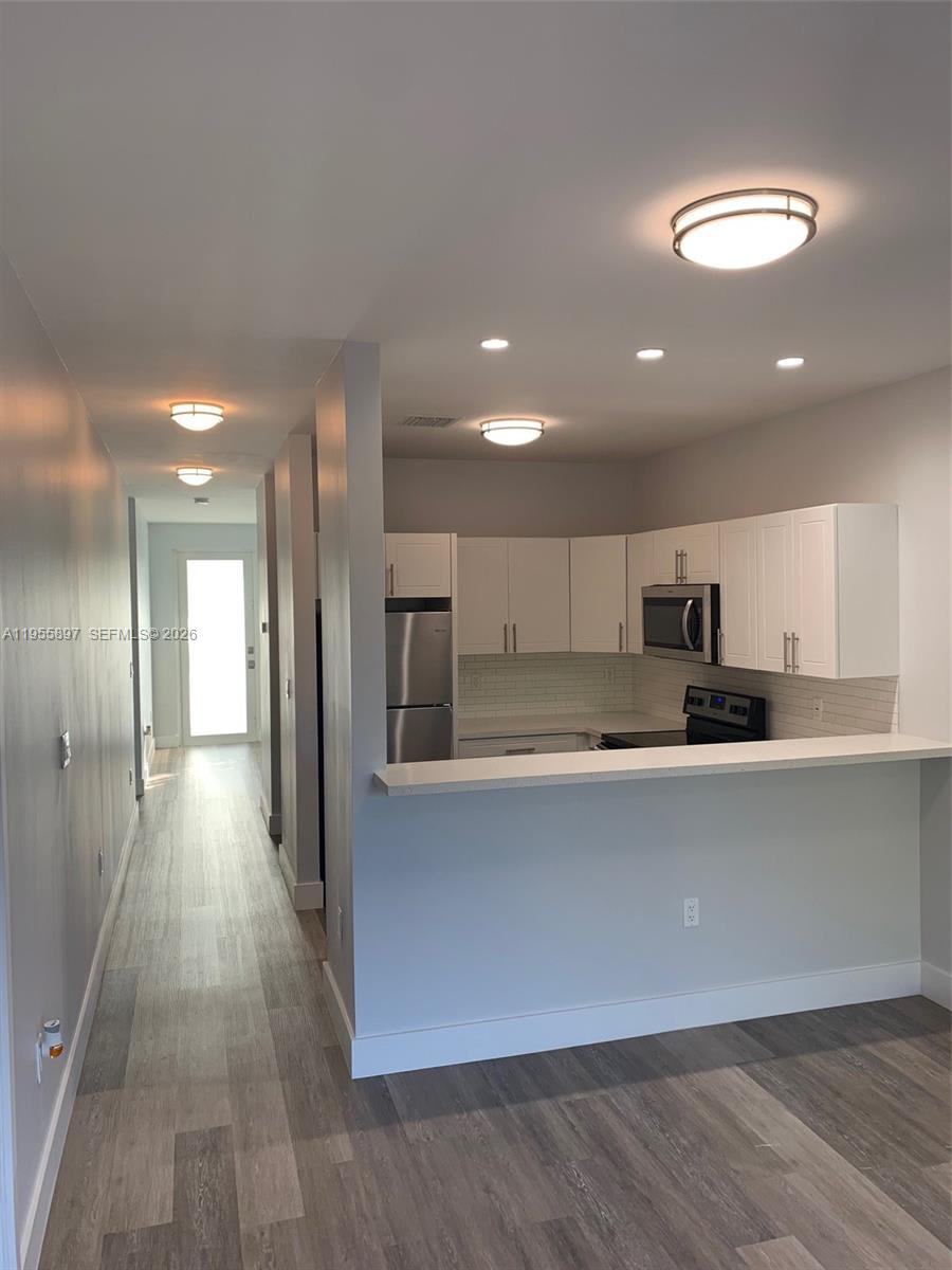803 East 28th Street – photo 2