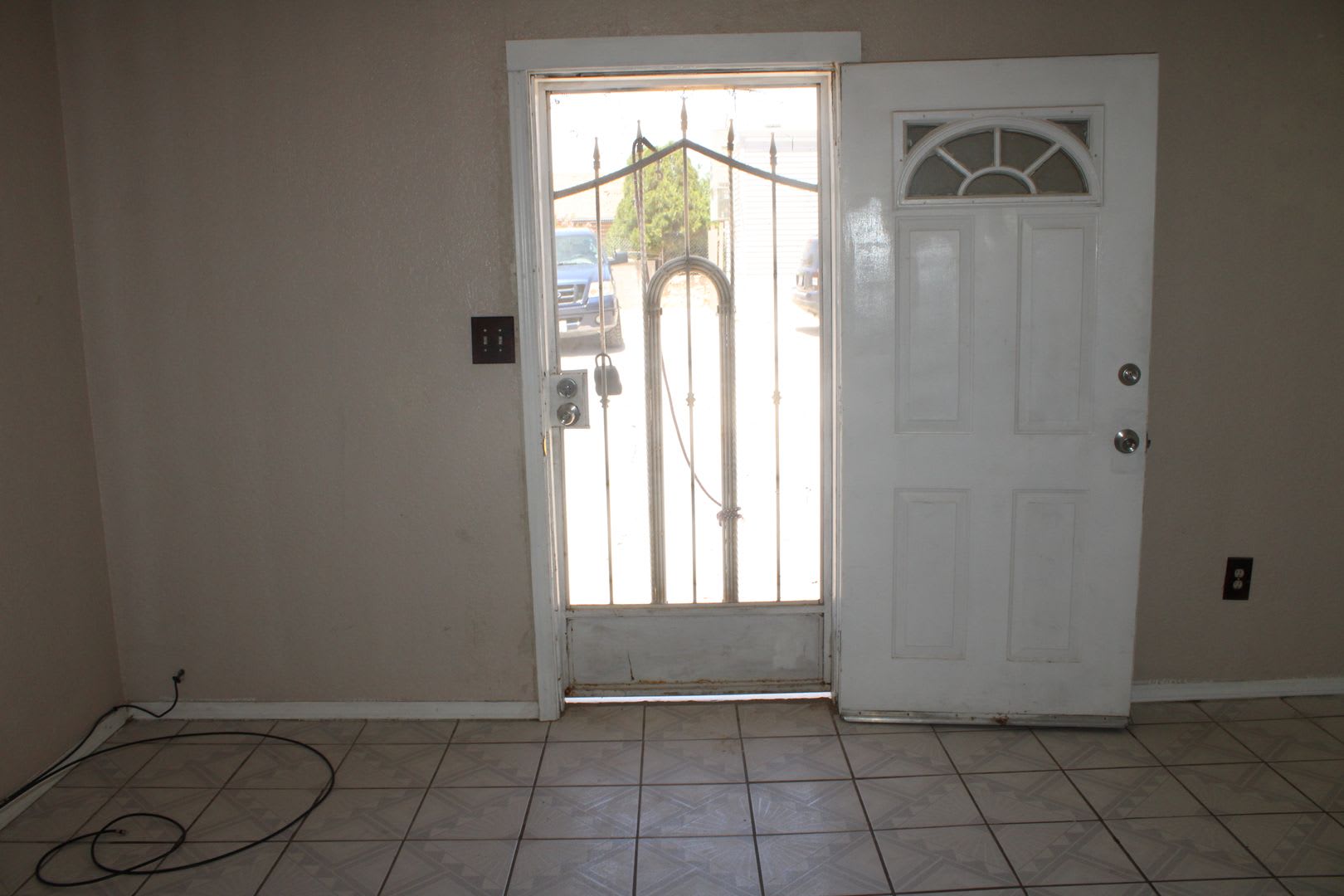 1368 REID RD. #B – photo 2