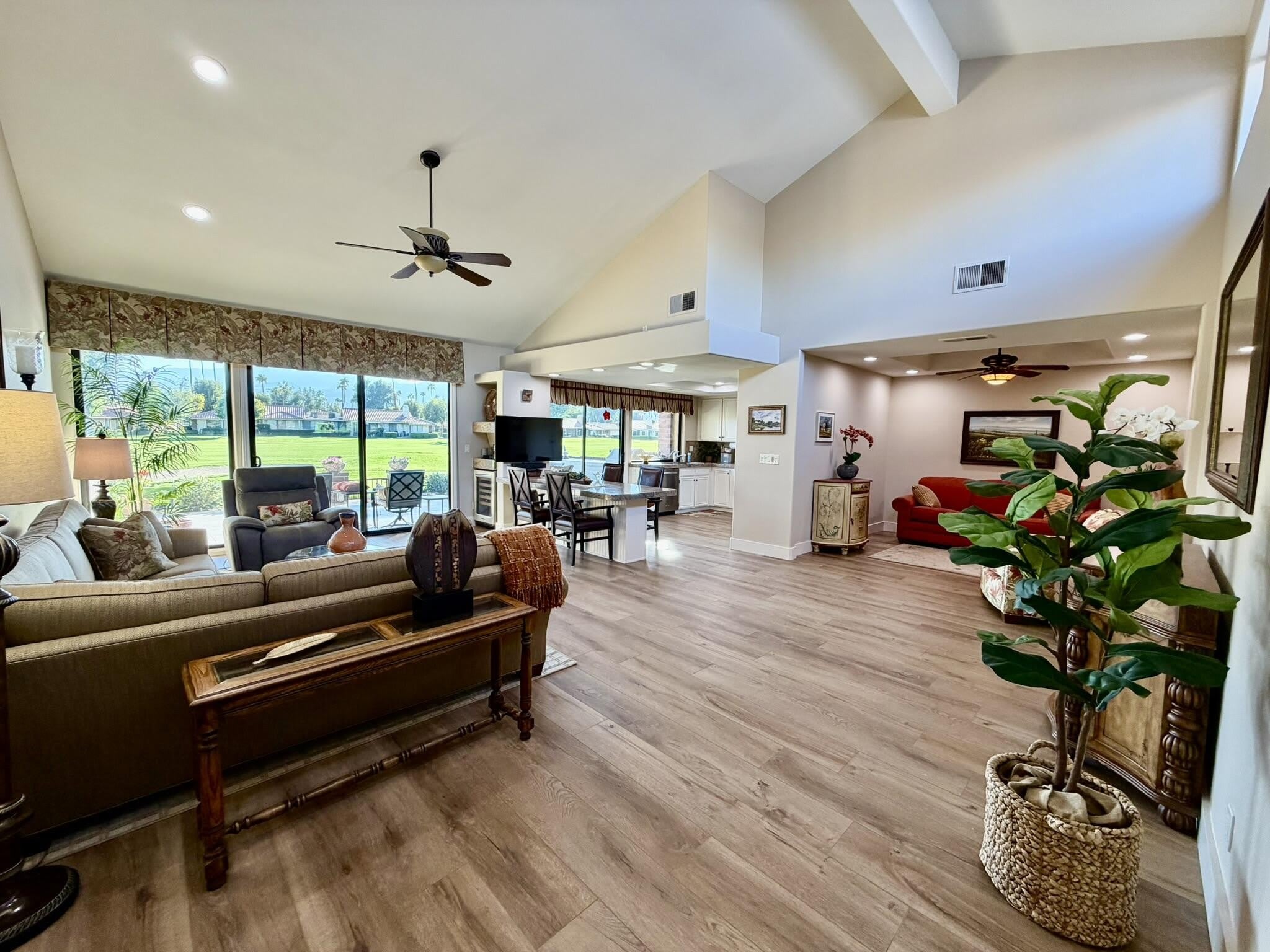 205 Las Lomas – photo 4