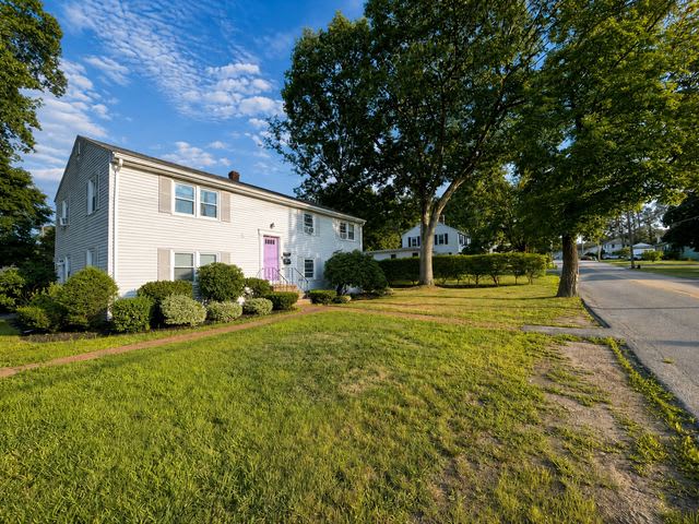 127 Norfolk St. – photo 3