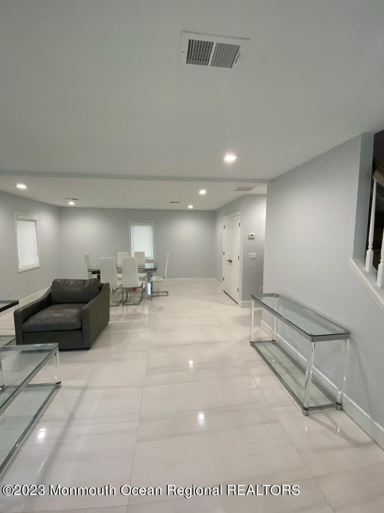 258 Norgrove Avenue – photo 3