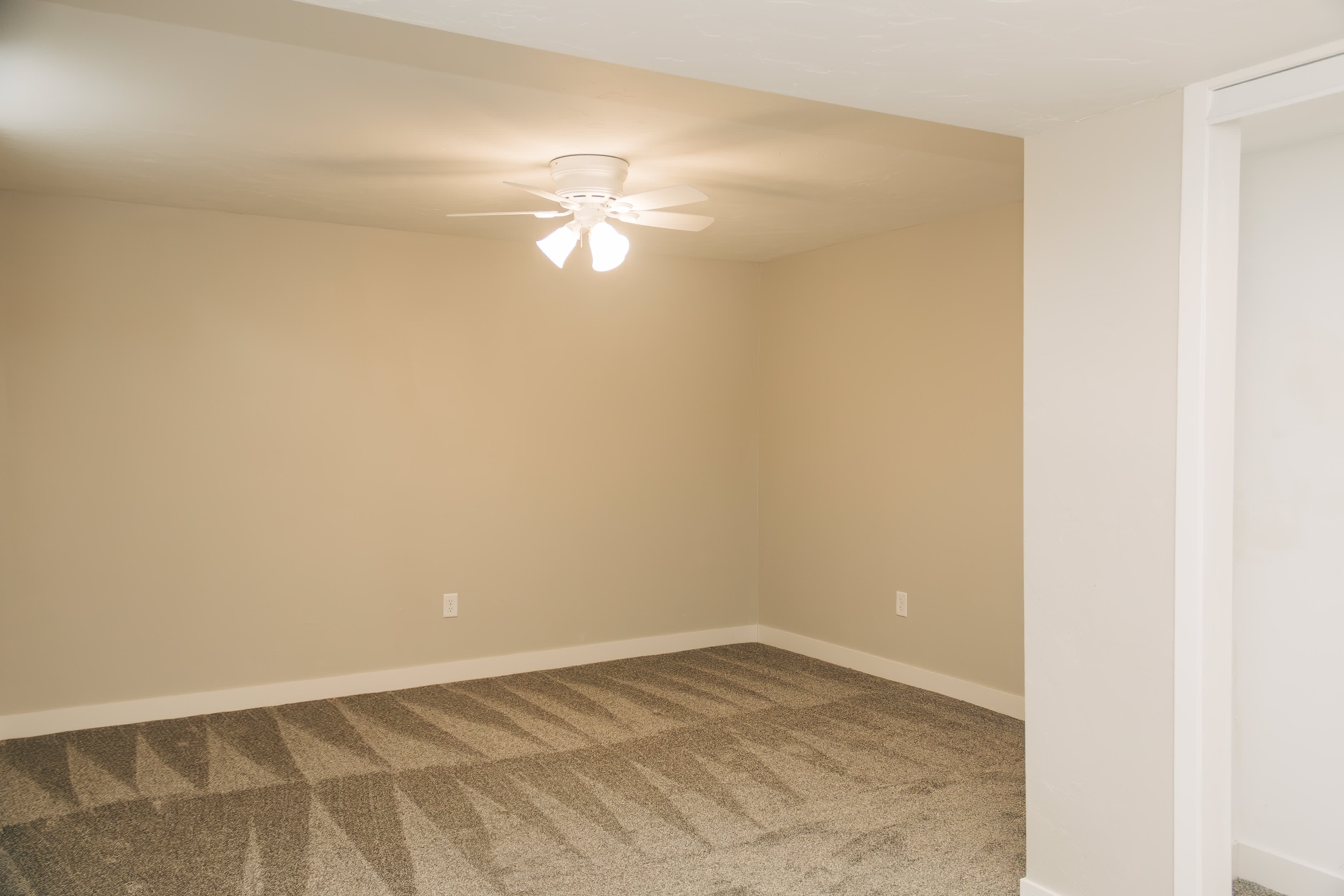 3404 Michigan Ave – photo 3