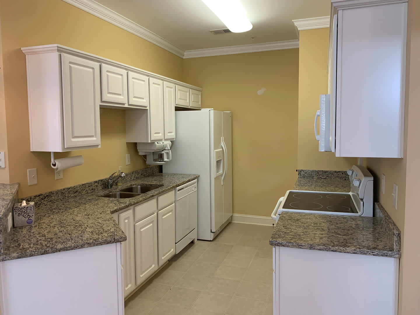 Spacious 3 Bedroom, 2 Bath Condo at The Village at Queens Harbour in Surfside Area! Available NOW! – photo 3