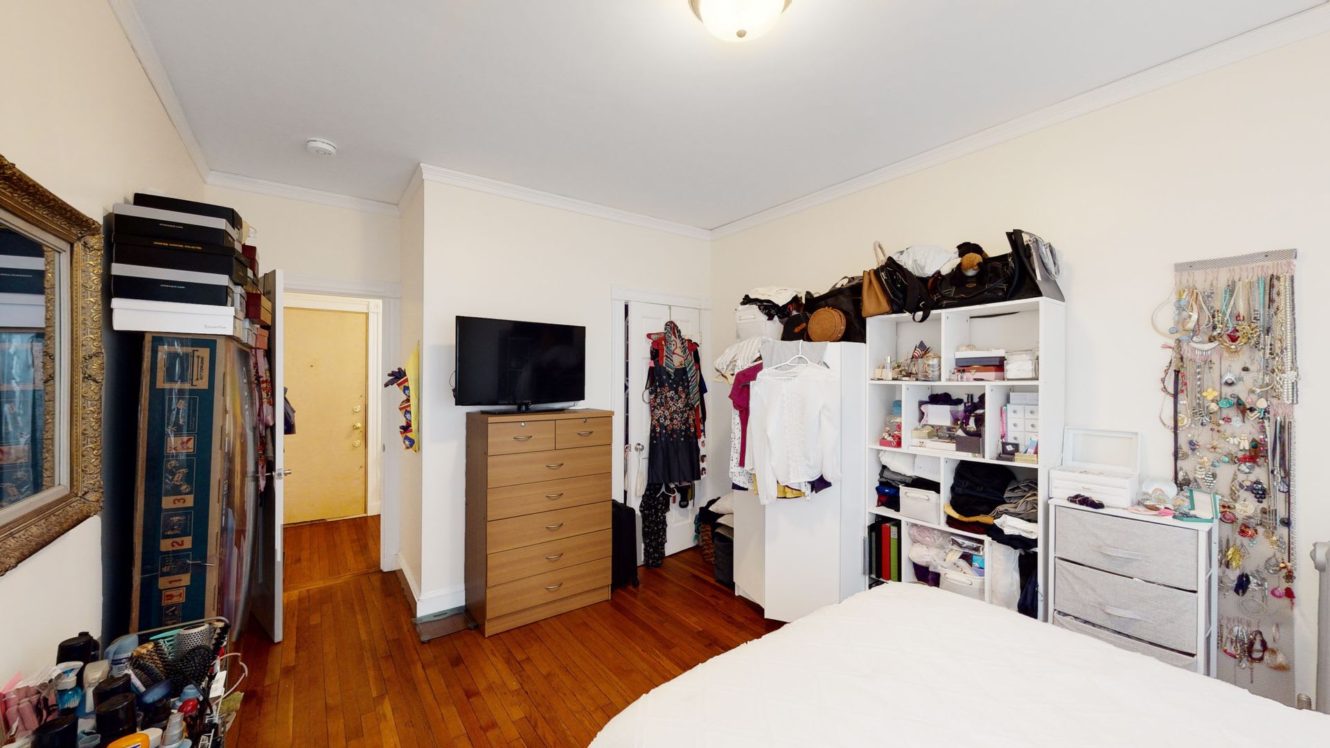 Great Location Gorgeous Sunny 1 Bed Available For 9 1 – photo 5