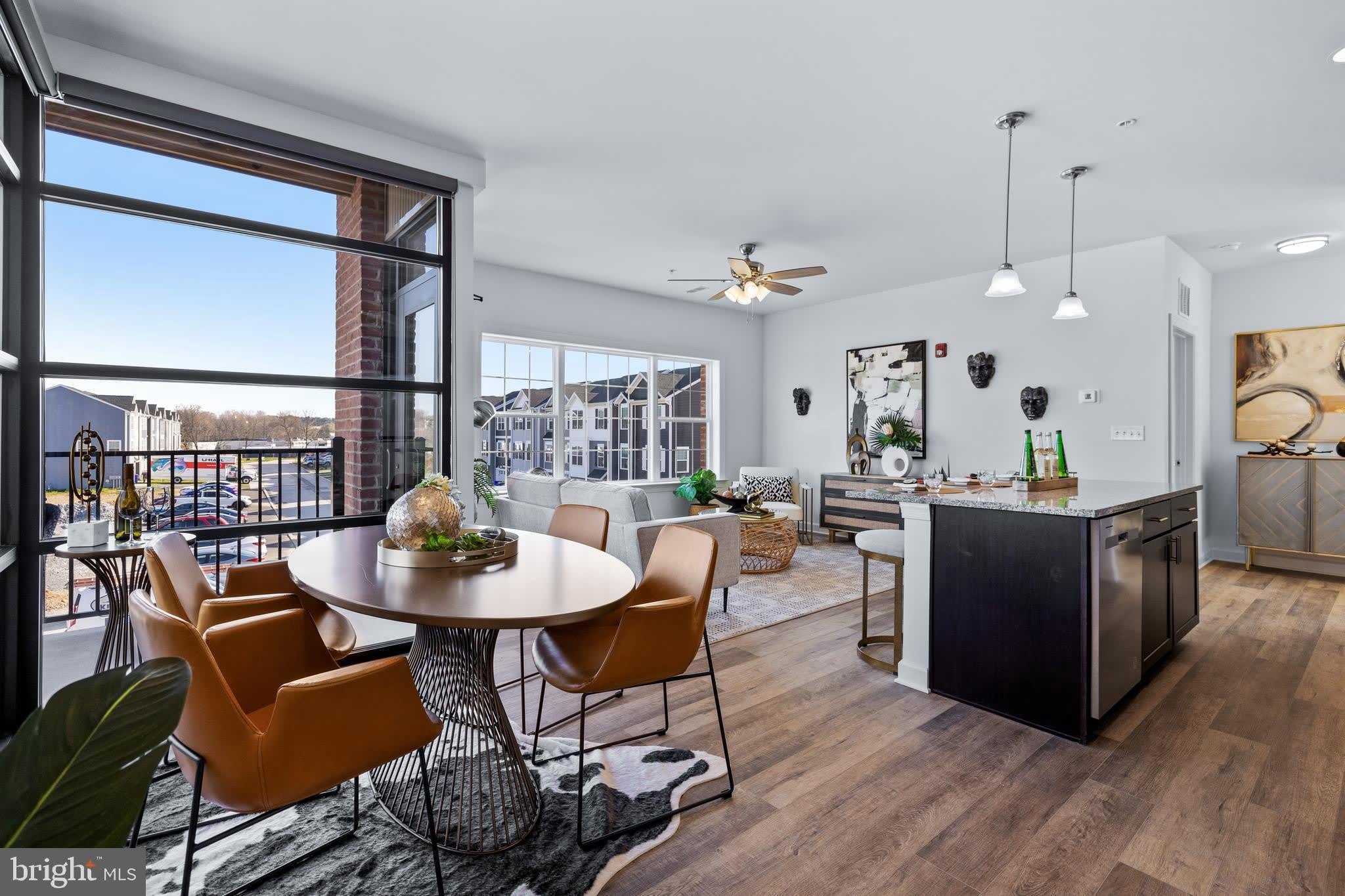 190 CAMBRIDGE BLVD – photo 1