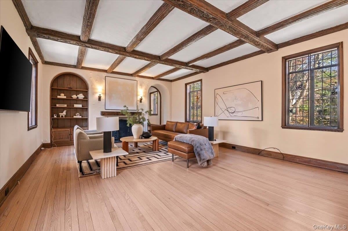 12 Hampton Road – photo 3