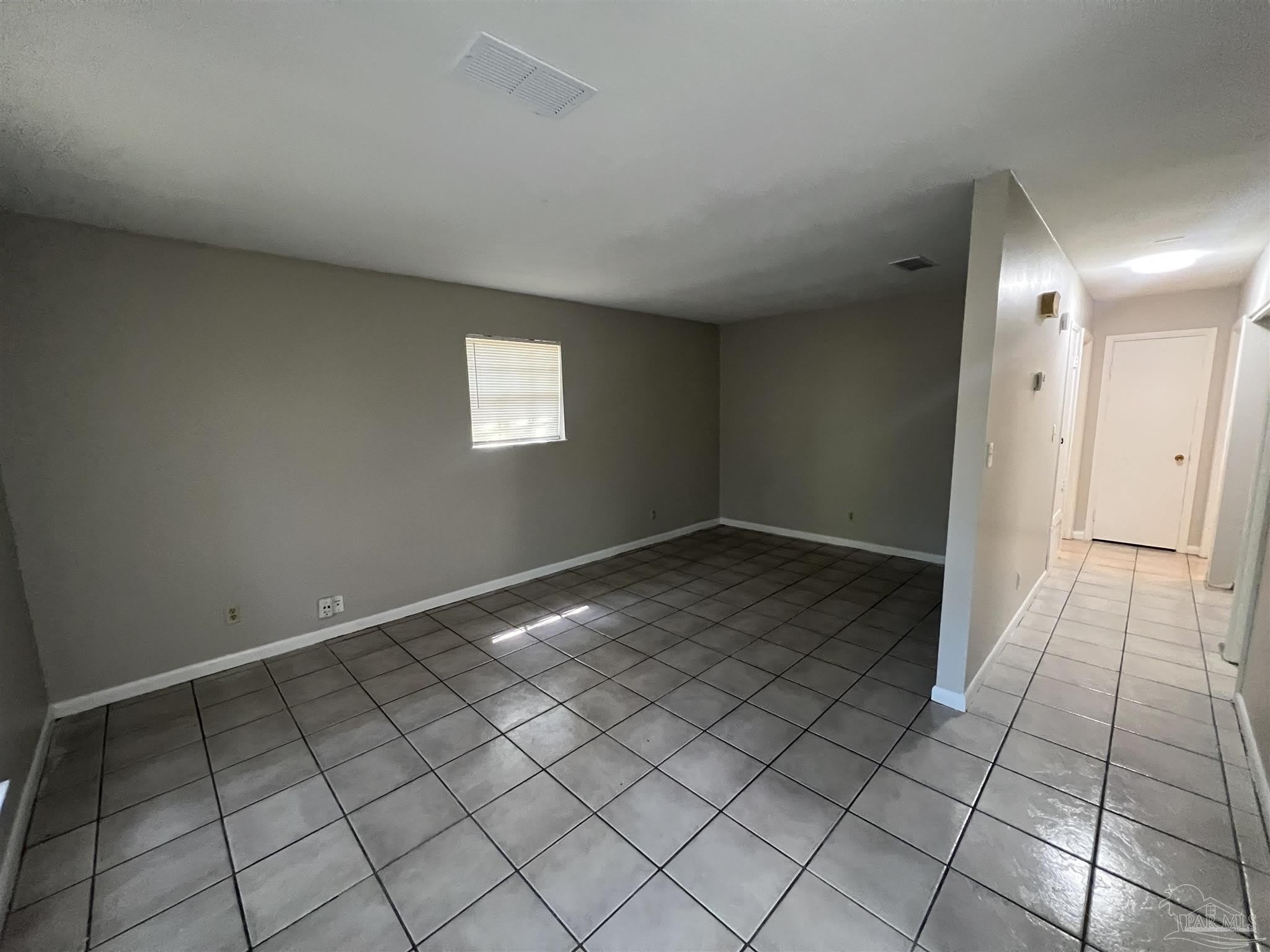 5859 Mapleton St – photo 4