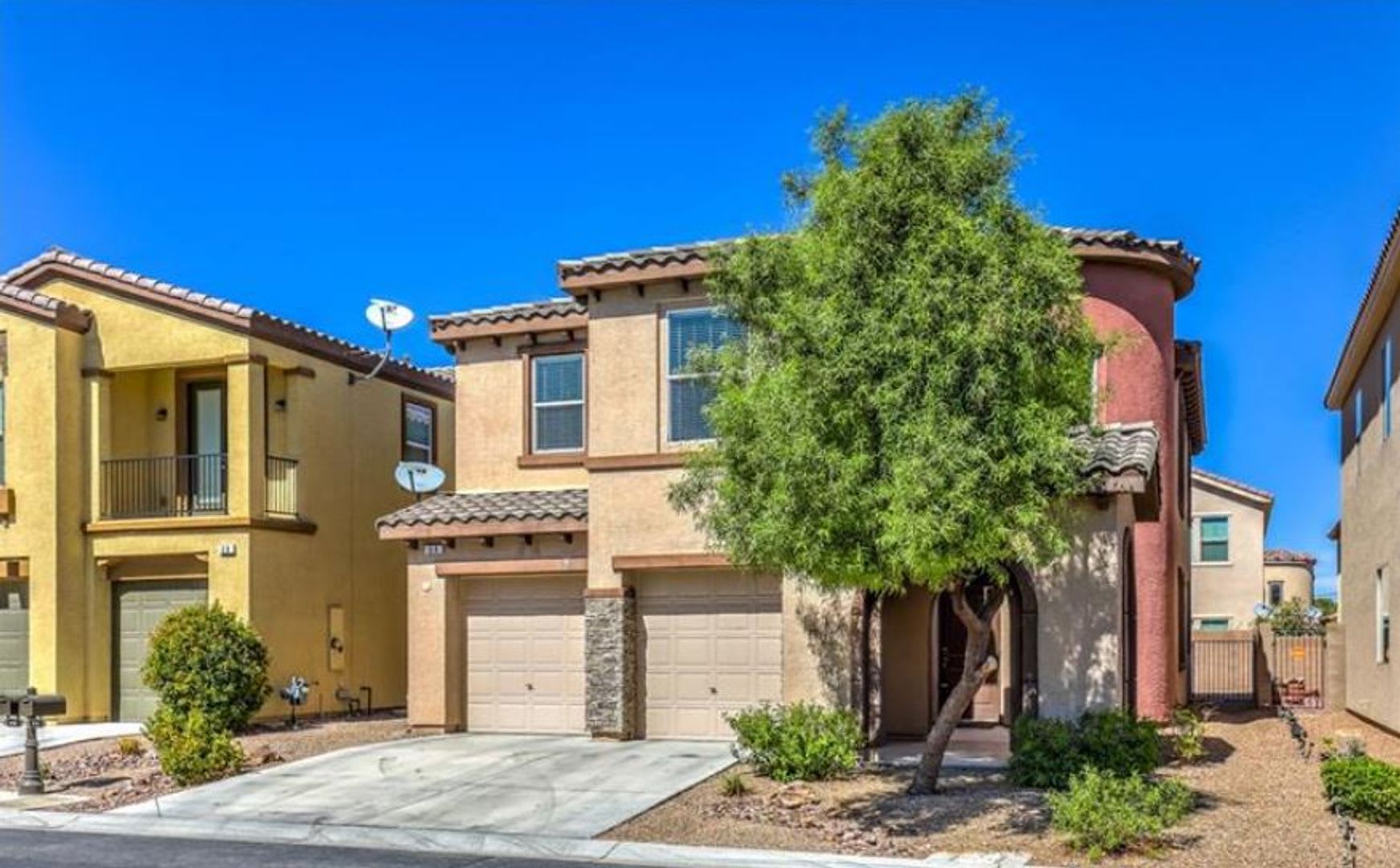 500 Off Move In By 09 04 2026 Spacious 4 Bedroom Home With Resort Style Amenities In Guard Gated Rhodes Ranch – photo 2
