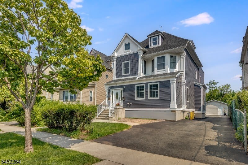 47 Greenwood Ave – photo 2