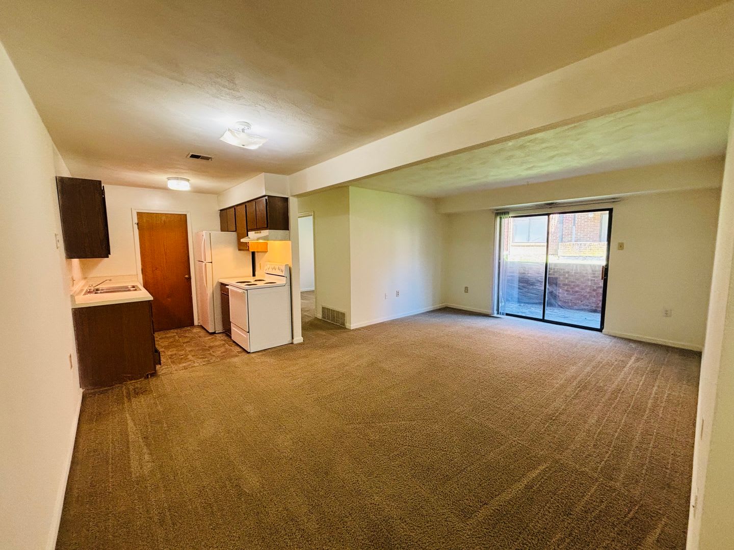 2 Bedroom 1 Bath Condo – photo 2