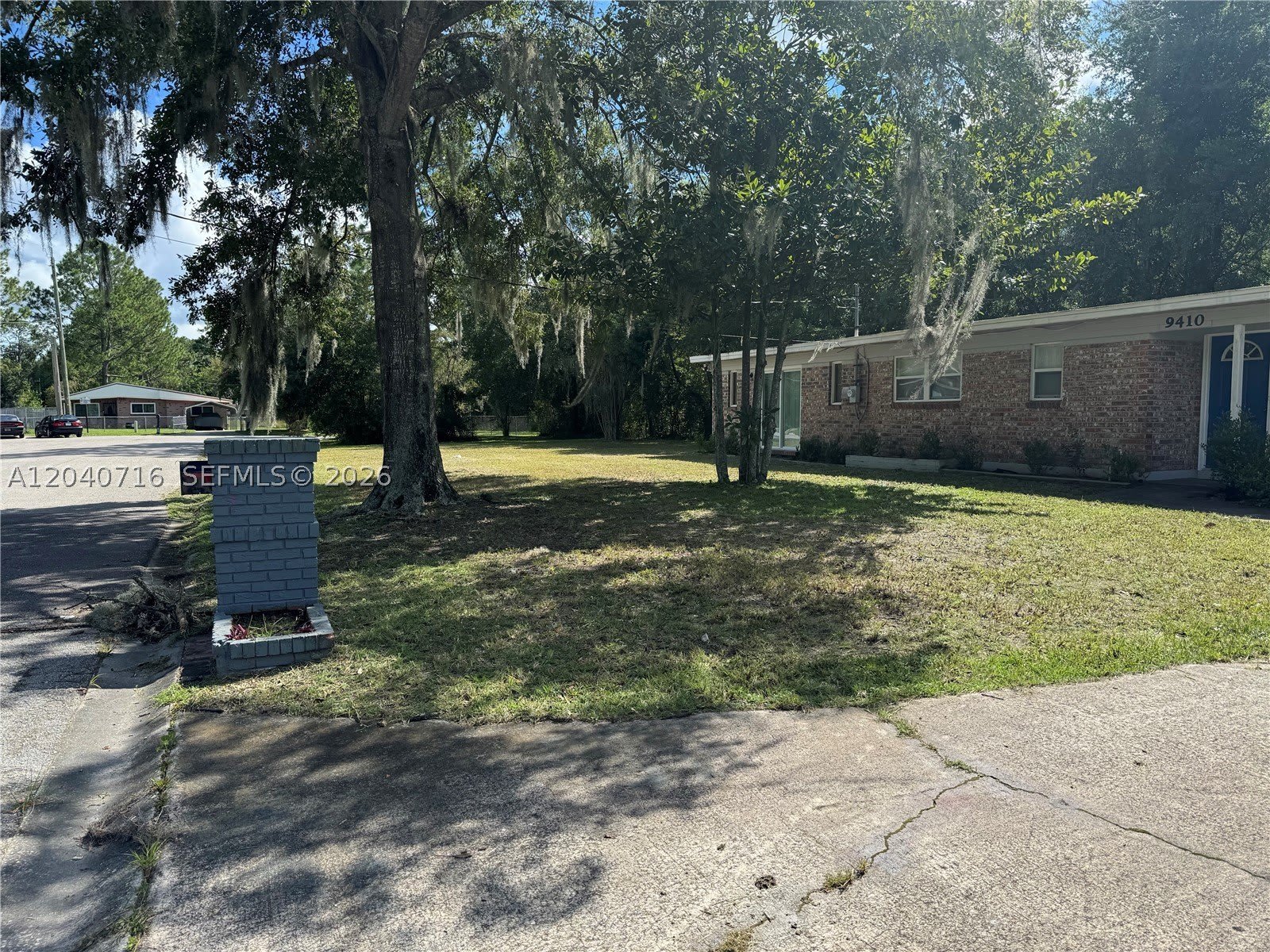 9410 Gilchrist Ct – photo 2