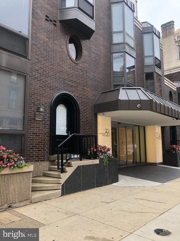 2020 WALNUT STREET – photo 2