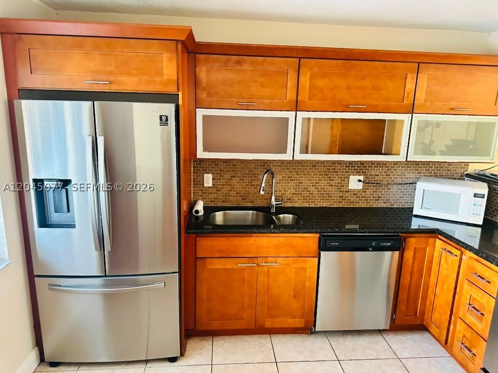 197 Lakeview Dr – photo 5