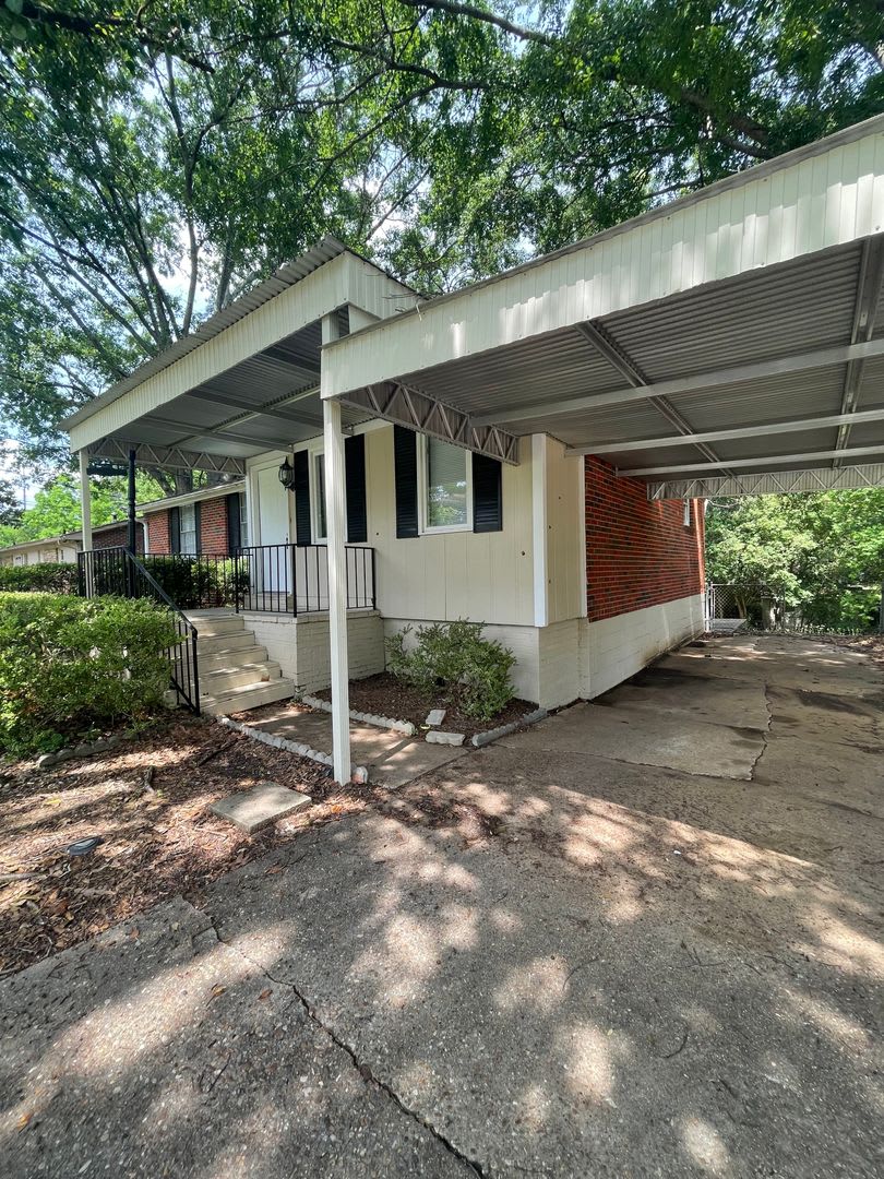 New Listing! 1149 Noremac Rd Montgomery, AL 36109-5009 – photo 2