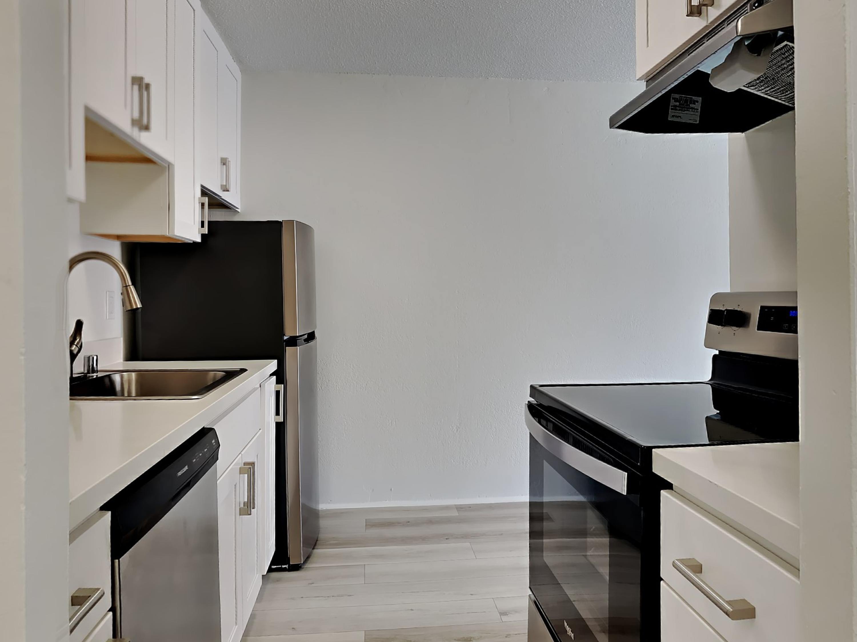 Mosser Towers – photo 2