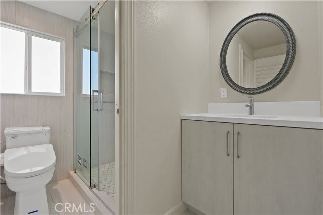 4217 Mesa Street – photo 2