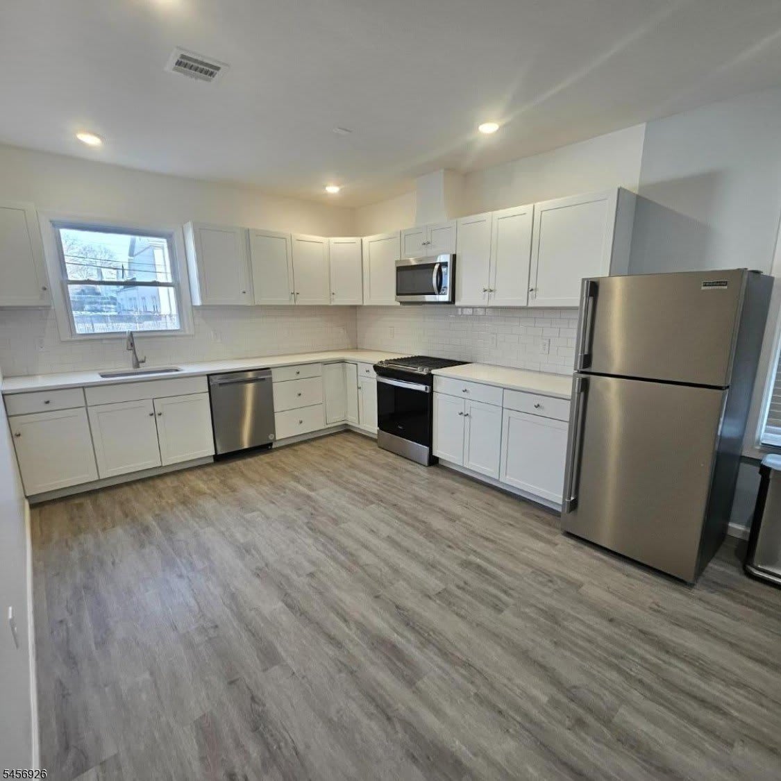 314 N Park St – photo 4