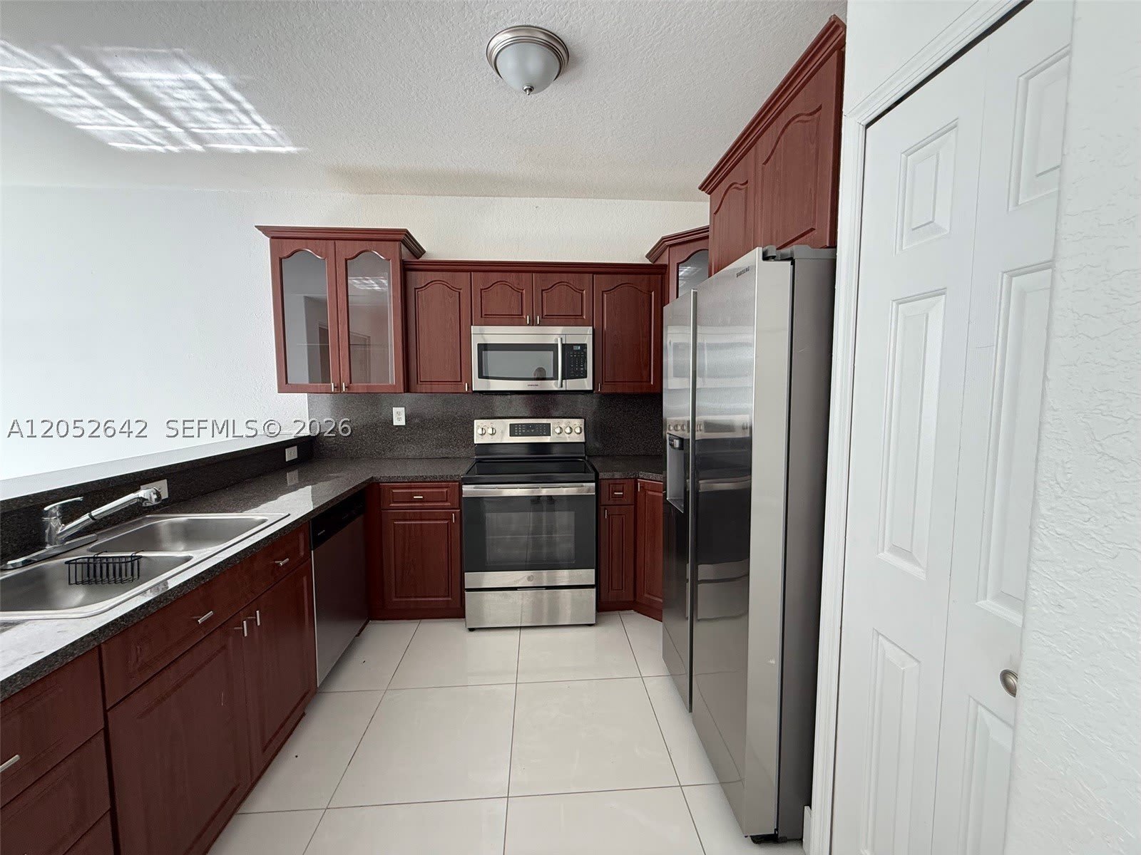 1449 SE 24th Rd – photo 4